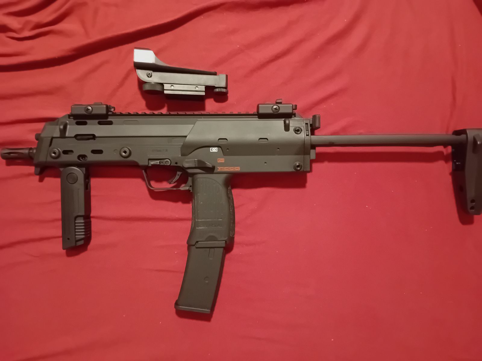 Heckler & Koch MP7 A1 Gas-Blow-Back 6mm BB schwarz