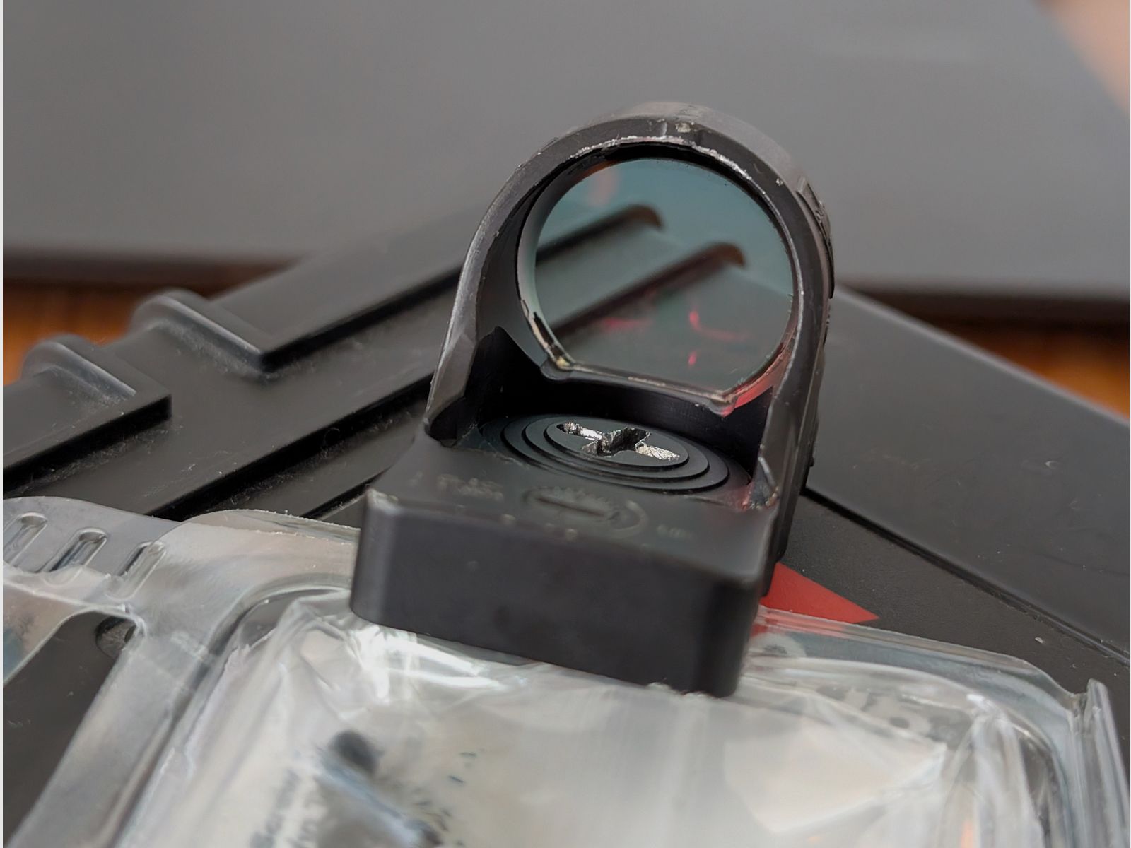 Original Trijicon SRO 2.5 MOA Mini Red Dot