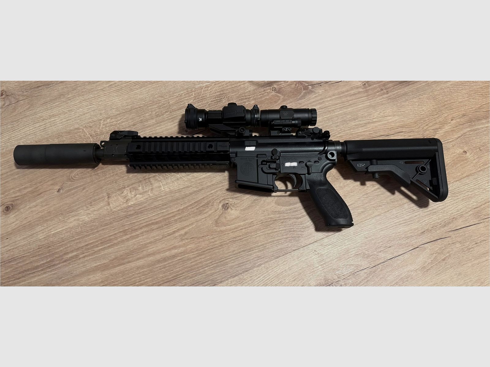 Sig 516 CQB 10,5“ mit Vortex VMX-3T sowie Strikefire Il und Ase SD