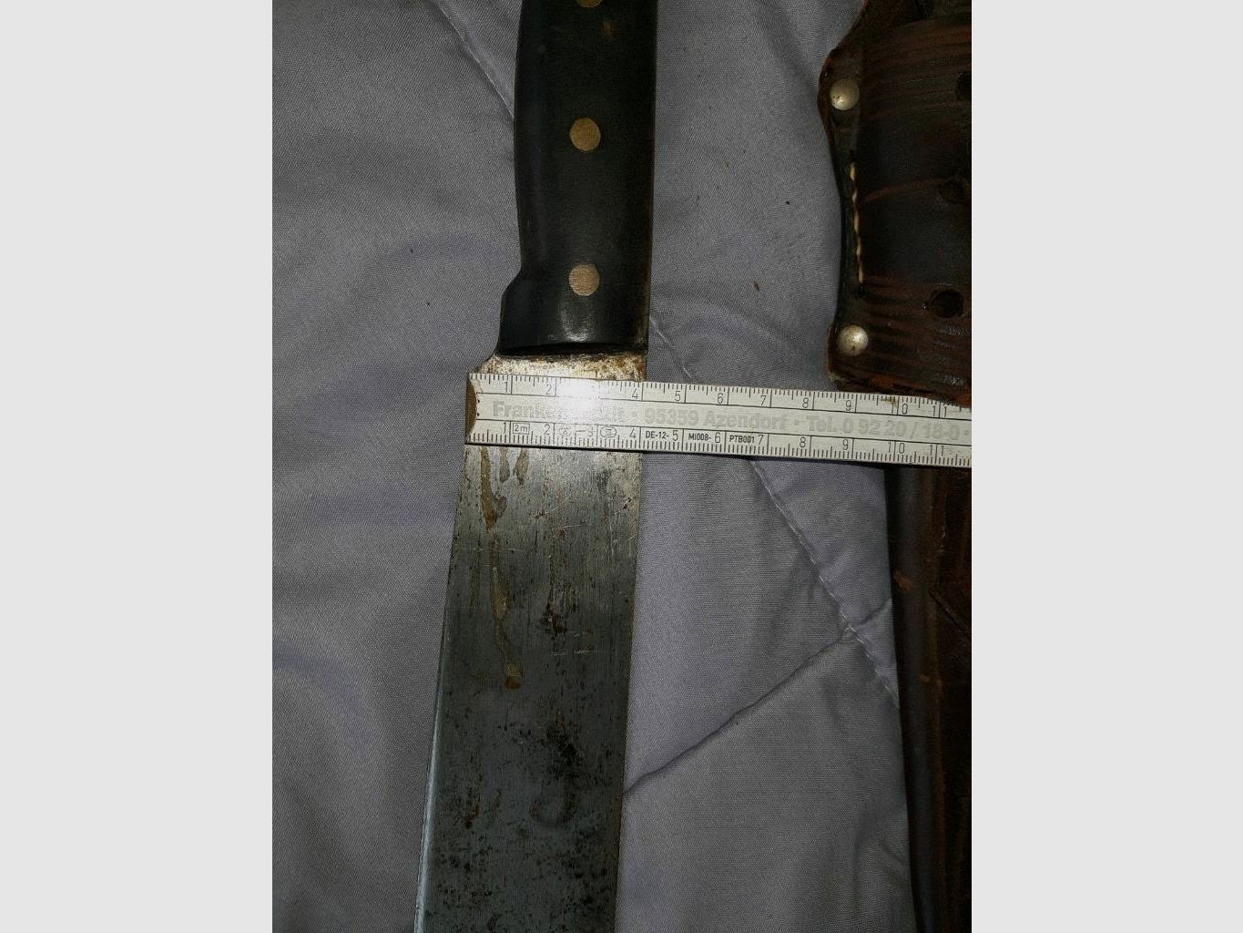 SCHEUNENFUND, eine über 40 Jahre alte MACHETE mit Hersteller Gravur 