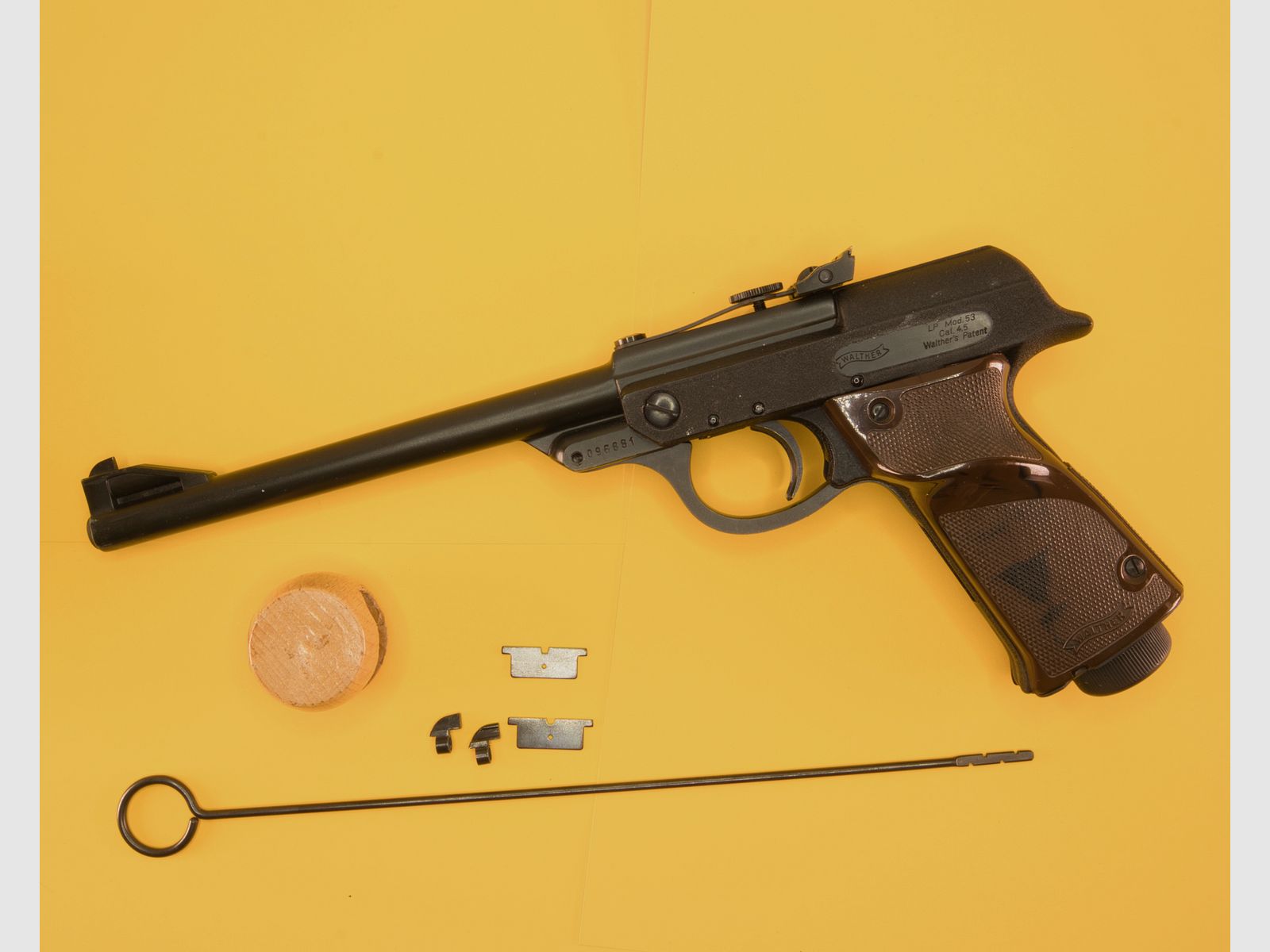 Rarytet: Pistolet pneumatyczny Walther LP53 z 1968 roku