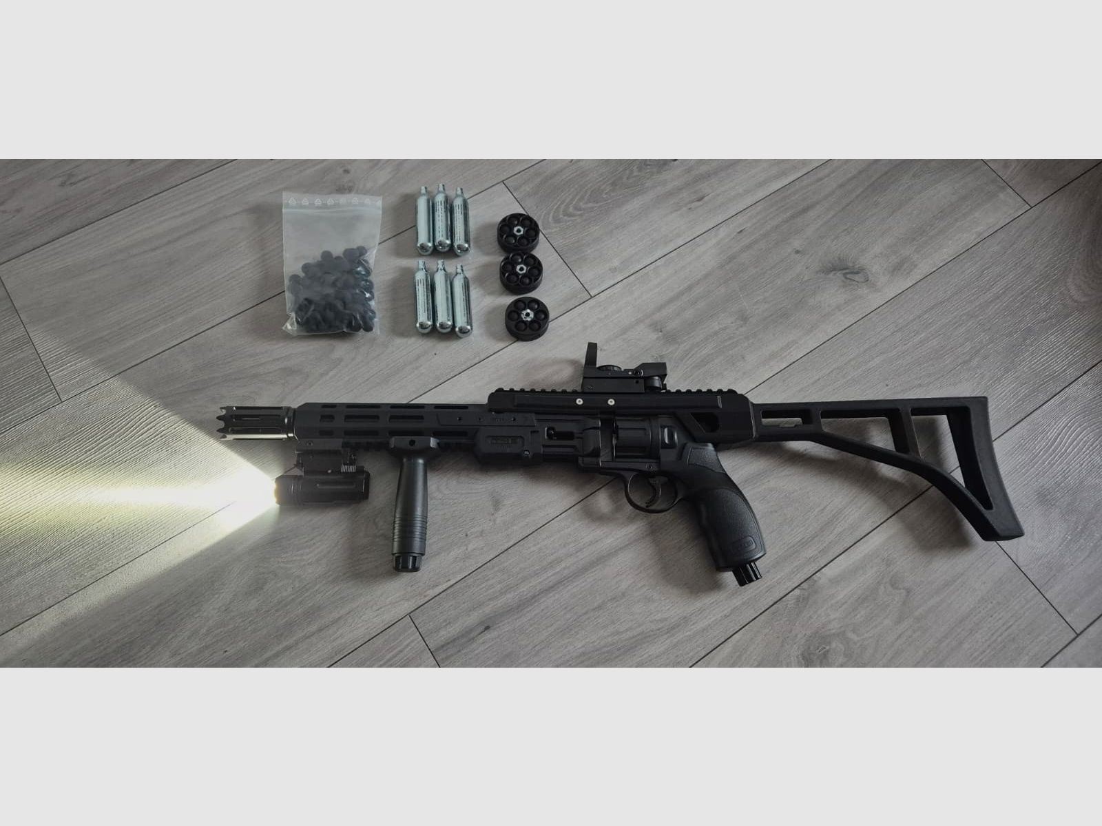 Used Umarex Home Defense T4E Revolver HDR 50 TR cal.50 with accessories