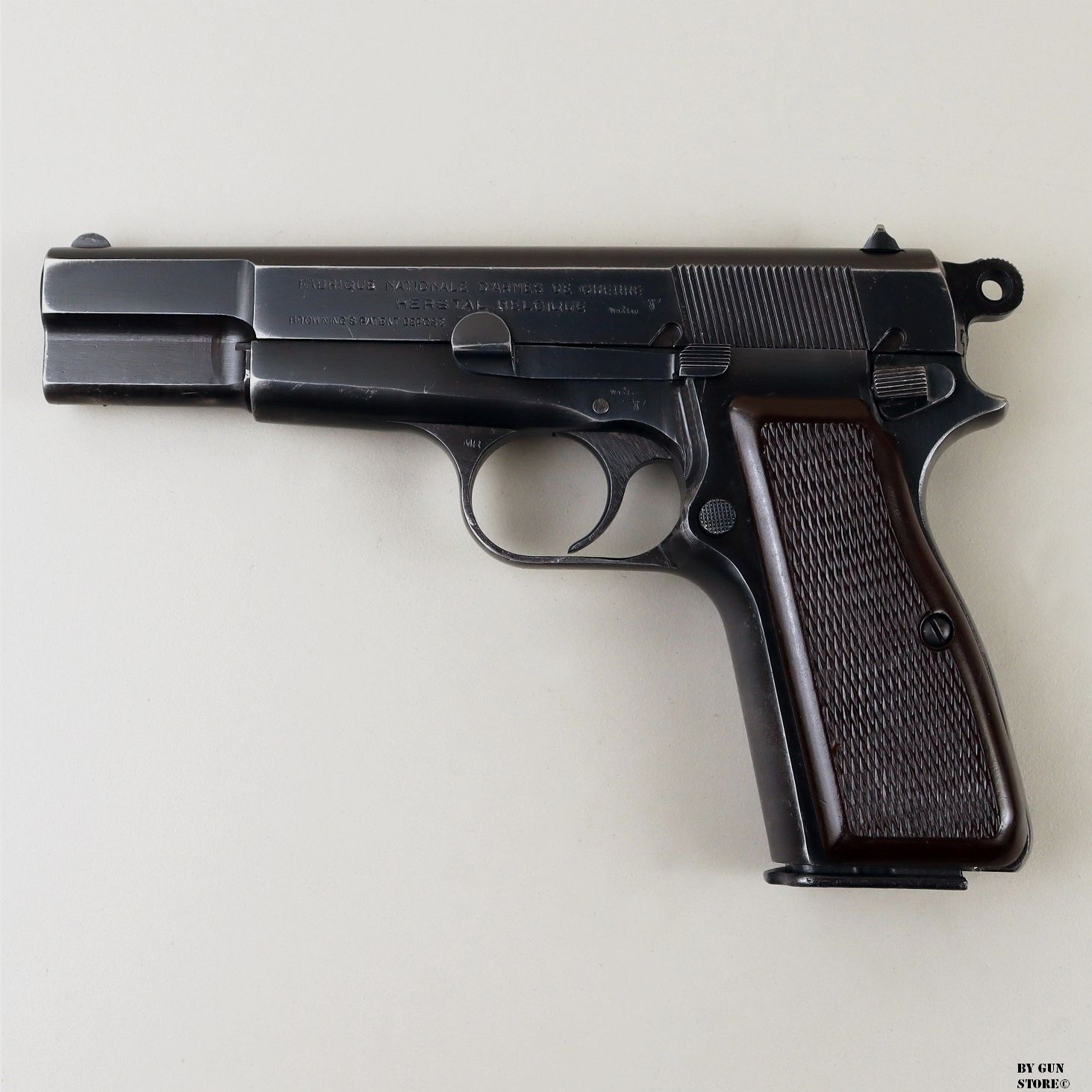 Pistool Fabrique Nationale FN mod. P640(b) / HP35 kal. 9×21 ser. nr. 49672A, afbeelding 1 van 14