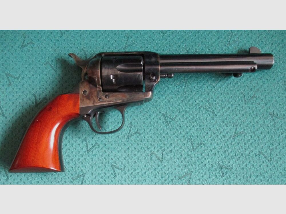 Single Action Revolver Uberti Hege Cattlemann 5 1/2 Zoll	 1873