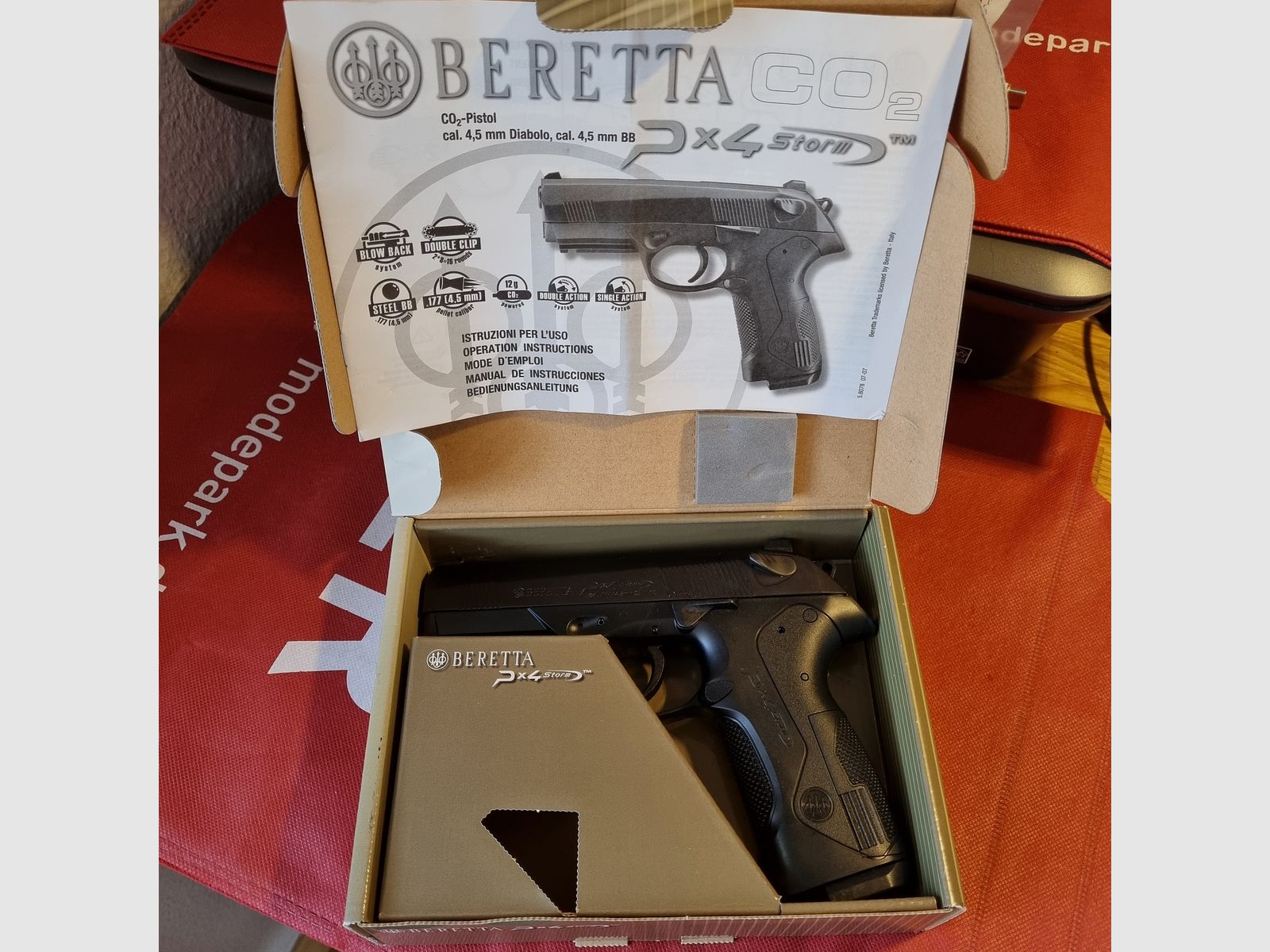 Pistola CO2 Beretta Px4 Storm, 500 diablos y balas redondas