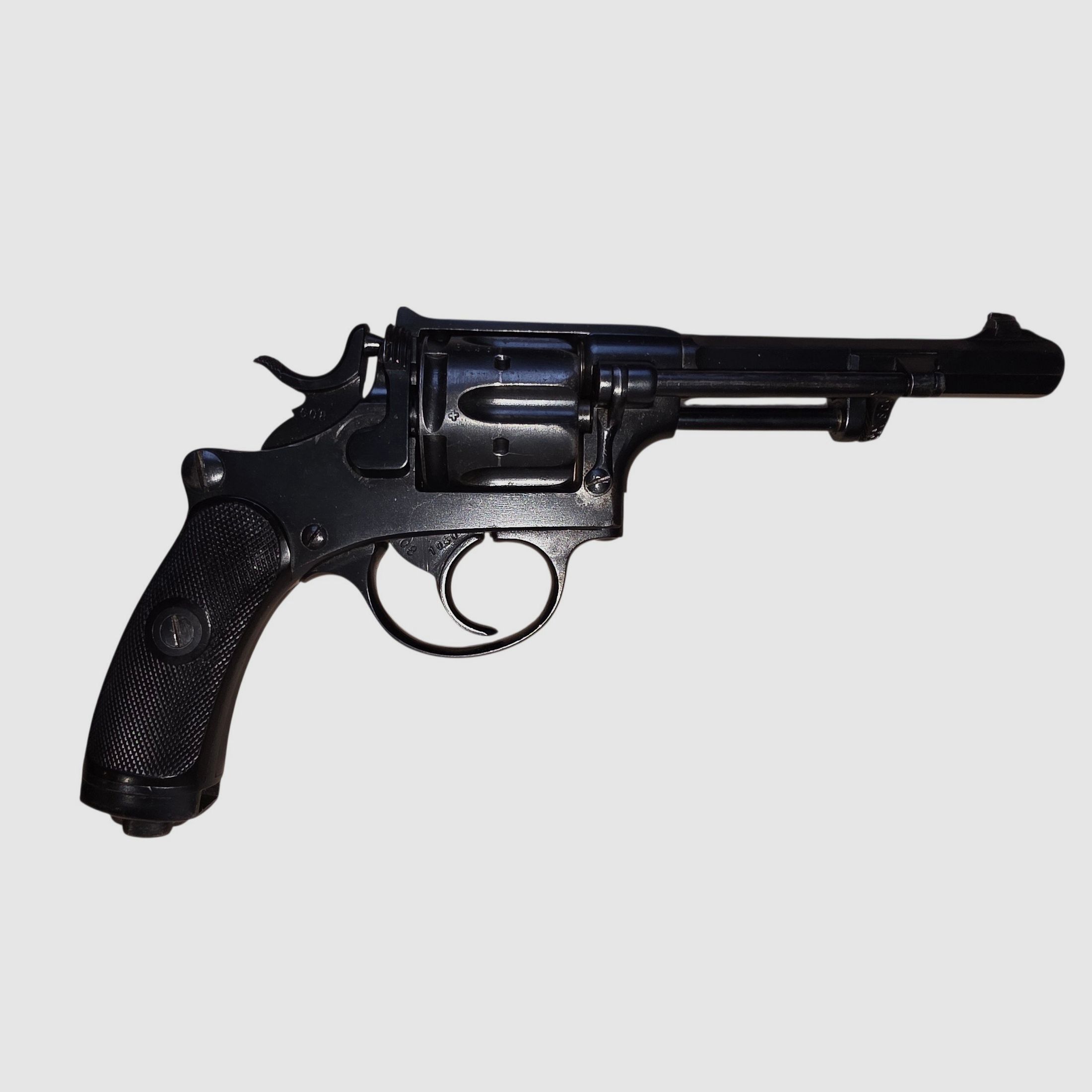 Revolver d’ordonnance 1882 SUISSE AVEC ETUI d’origine cal : 7.5 Ordonnance Cat D, image 1 sur 5