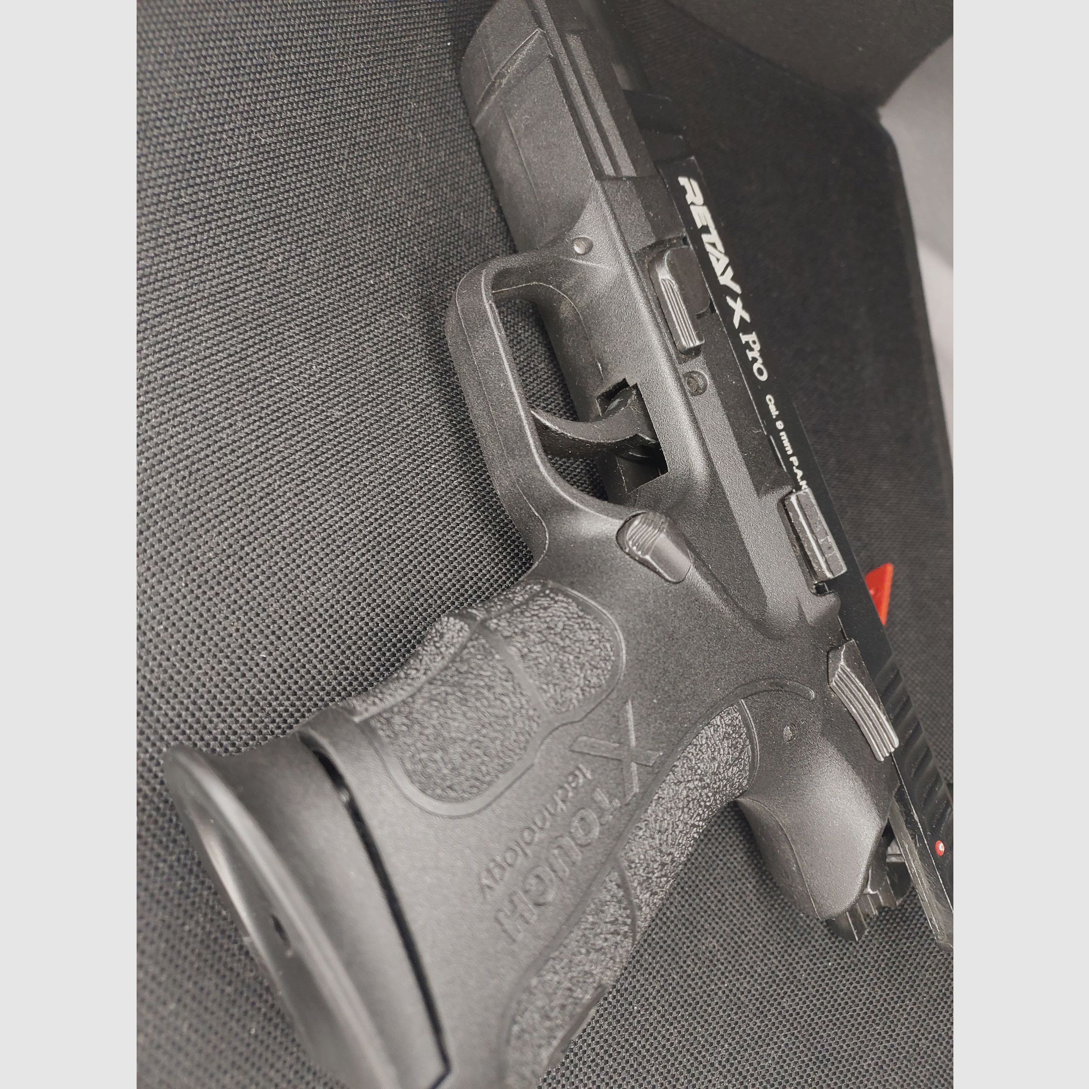 Retay X Pro Schreckschuss Pistole 9mm P.A.K. brüniert (PTB 1041) 