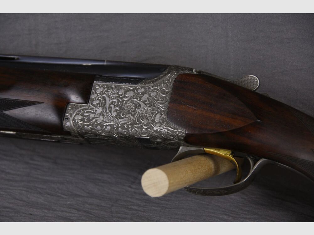 FN	 B25