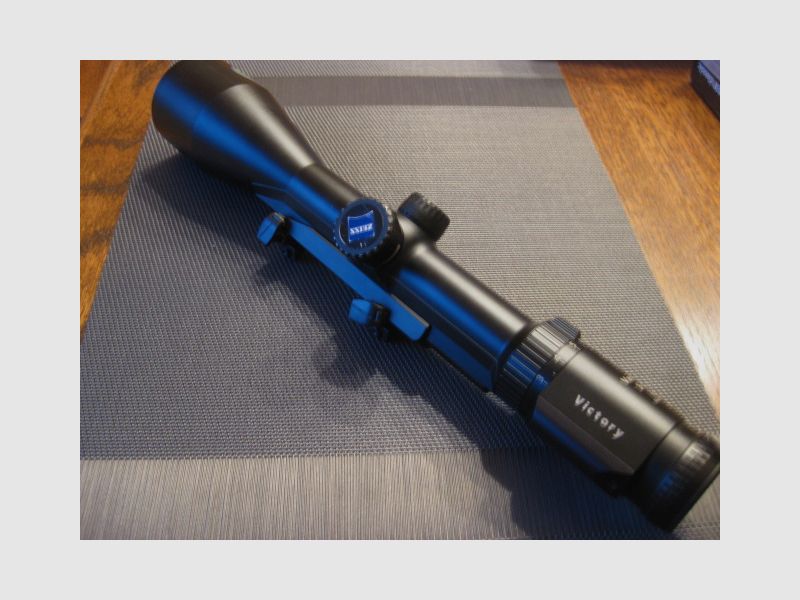 ZEISS-klassieker !! DE ZEISS Victory Varipoint M 3-12x56 iC T* met kruis-60 en inclusief org. Blaser-zadelmontage in TOP-TOESTAND !! GEEN Swarovski-Schmidt&Bender-Kahles-Leica-Sauer enz. !