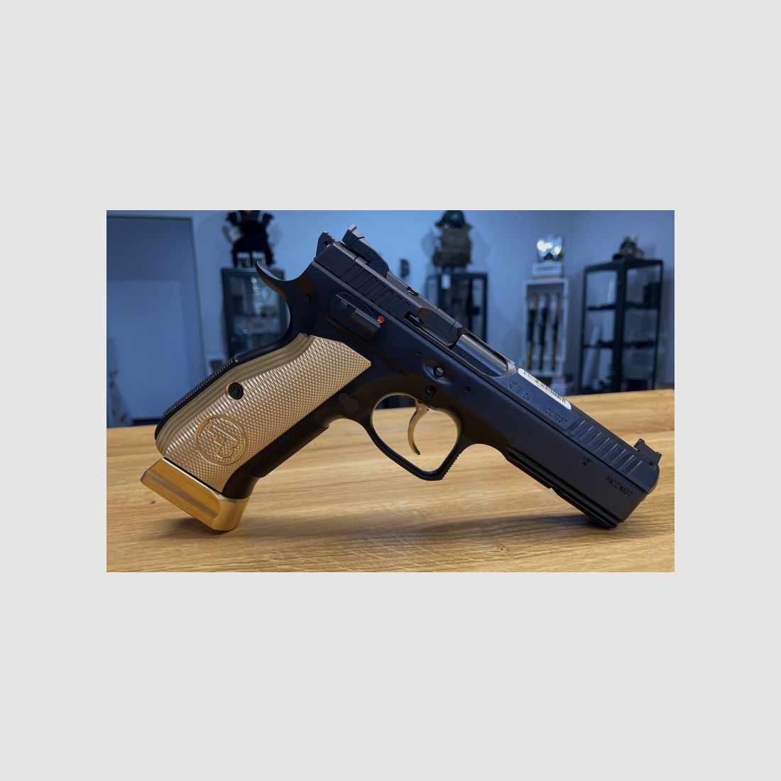 CZ Shadow II Special Edition Golddigger im Kaliber 9mm Luger