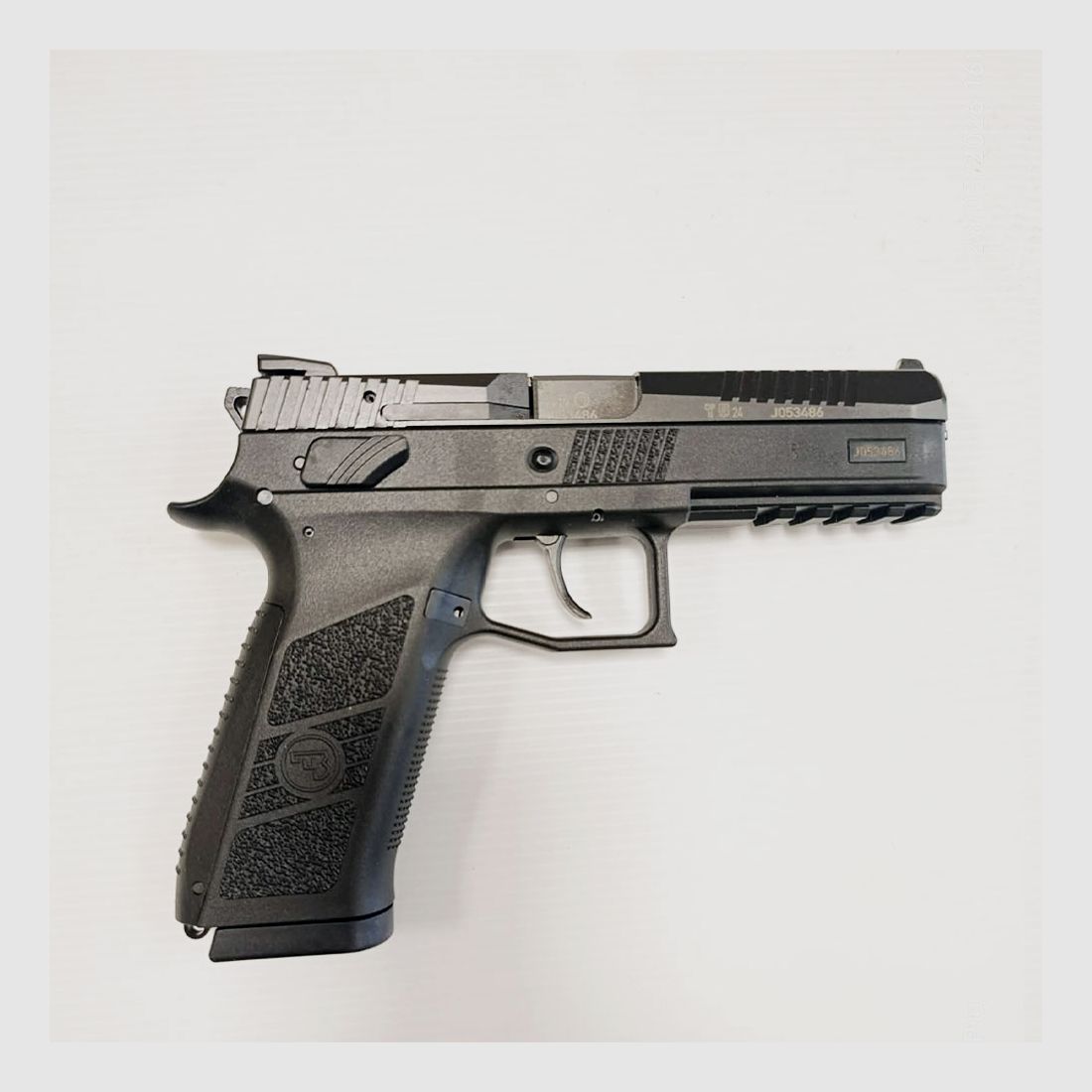 Kommissionsware – CZ P-09 9x19mm, Bild 2 von 3