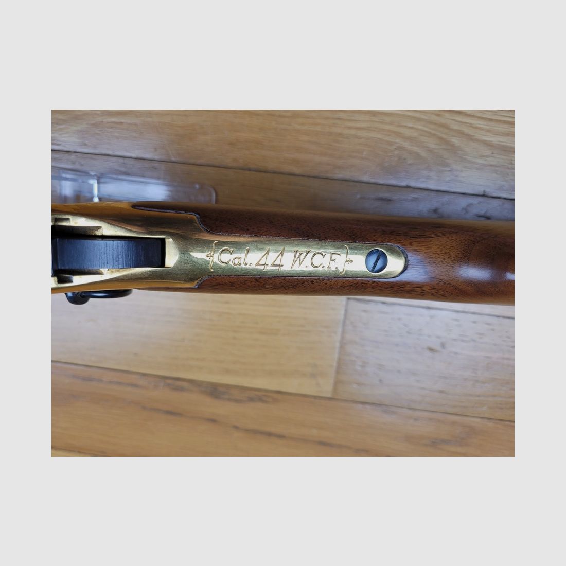 Schöne Winchester Kommemorative – „Little Big Horn“ – nur 11000 Stück produziert – Originalverpackung – 44-40 Win – Perfekter Zustand, Bild 19 von 23