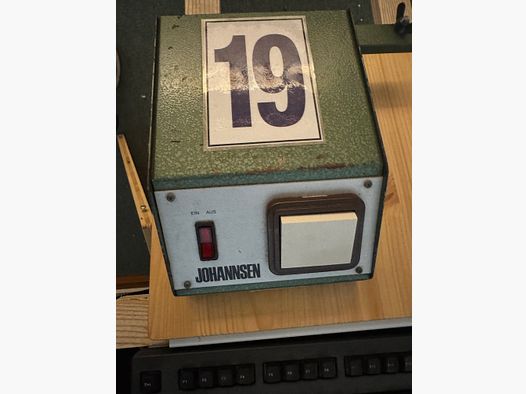 Scheibenzuganlage Johannsen - 10 Meter - elektrisch - incl. Kugelfang, Scheibenhalter und Beleuchtung 