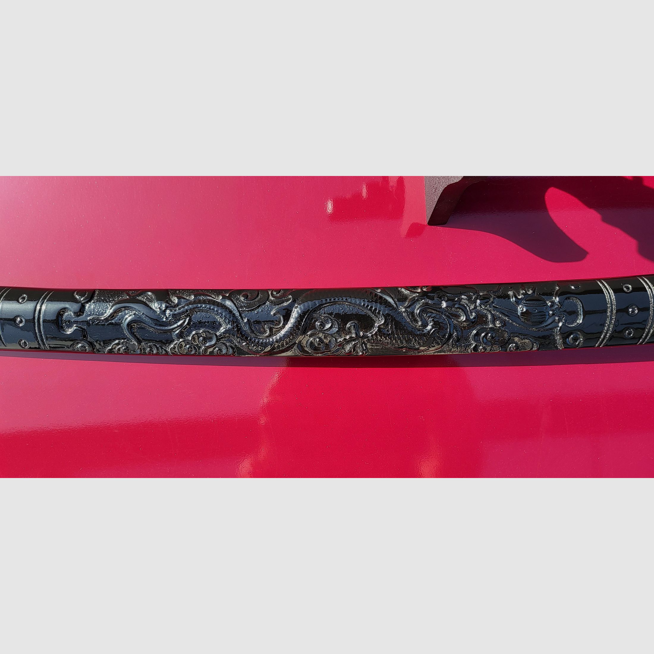 Katana Toshiro Tenryu, schwarz, mit eingraviertem Drachen auf Saya