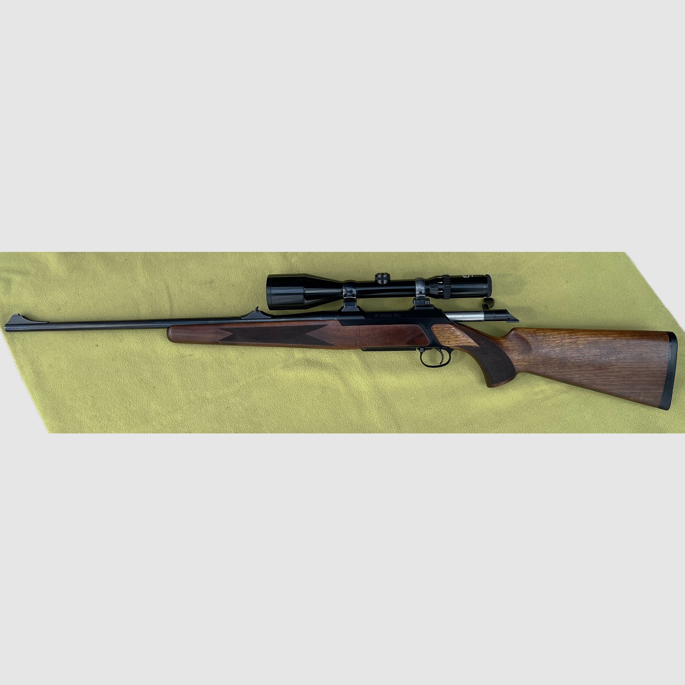 Rifle Sauer Modell 200 caliber .243Win. with scope Schmidt & Bender with very good shooting performance