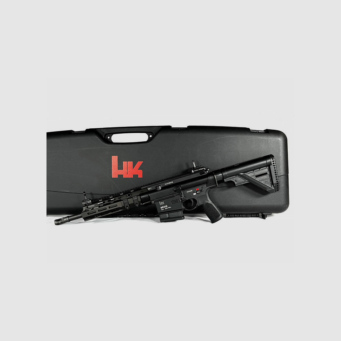Heckler & Koch MR308 A3 mit 13" und M-LOK Handschutz