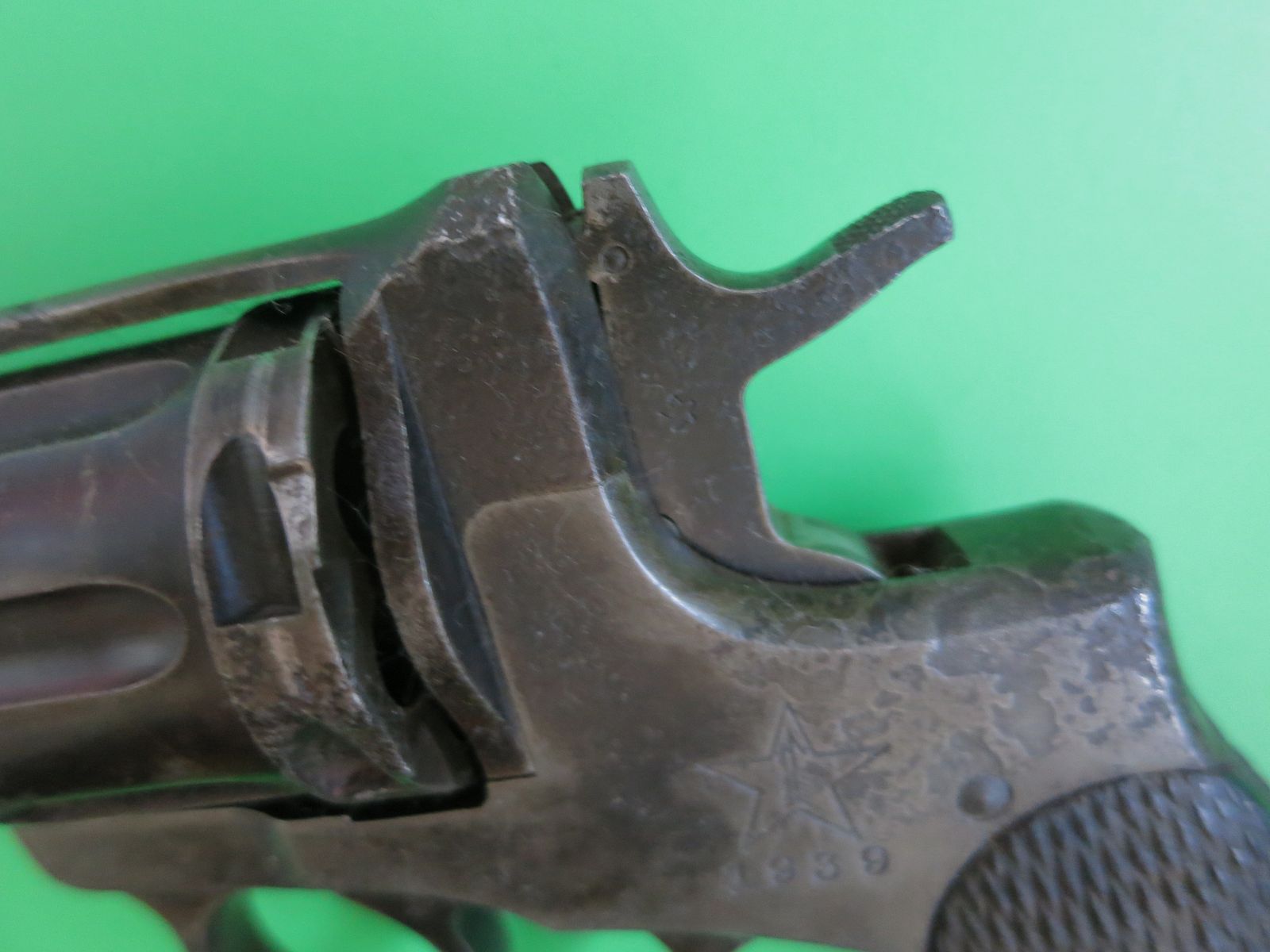 KAISERLICHER RUSSISCHER NAGANT-REVOLVER WW2, 1939, DOUBLE-ACTION-OFFIZIERSMODELL, Tula-Arsenal    #87