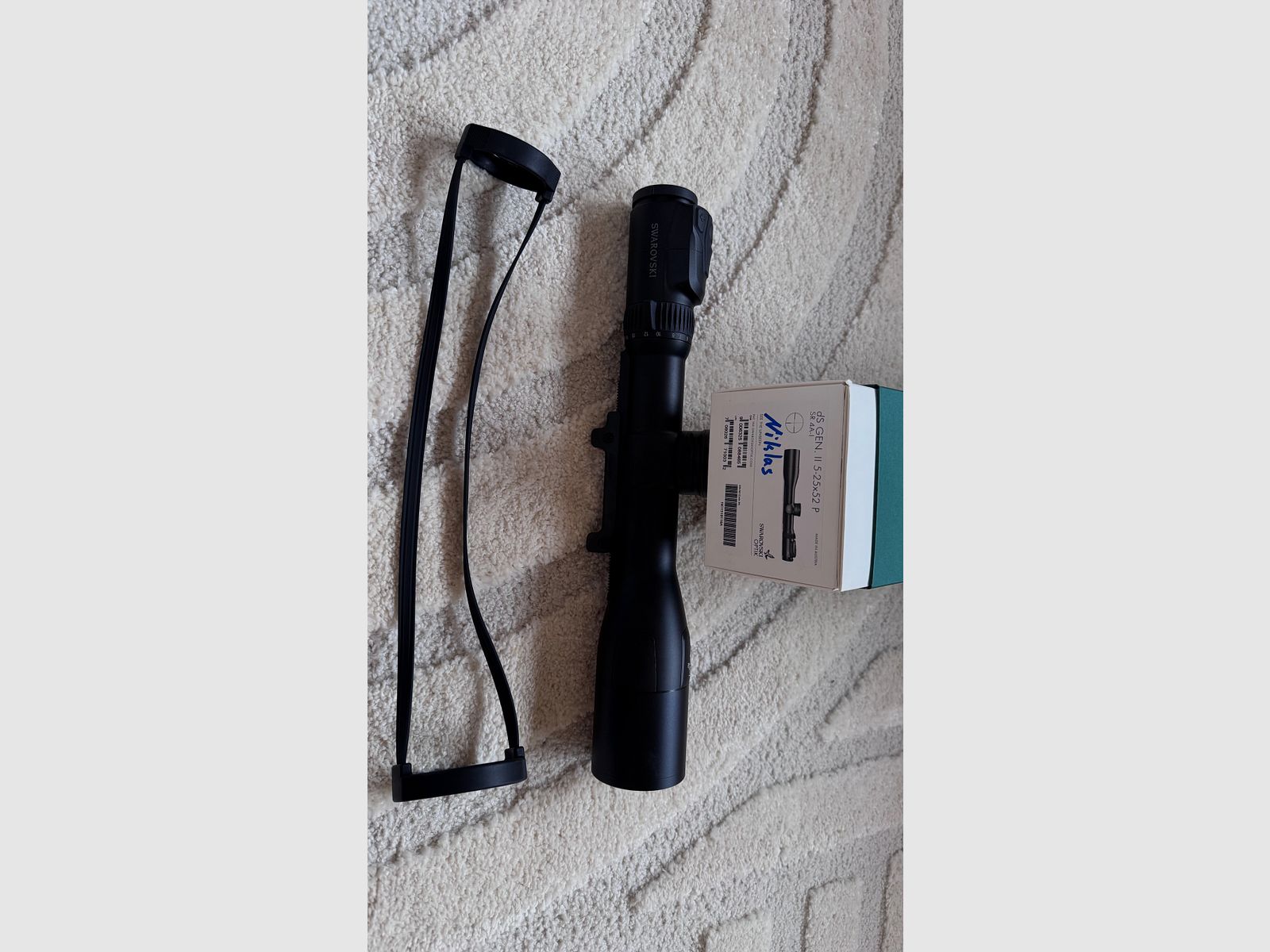 Swarovski ds zweite Generation  5-25 x52 absolut neuwertig 