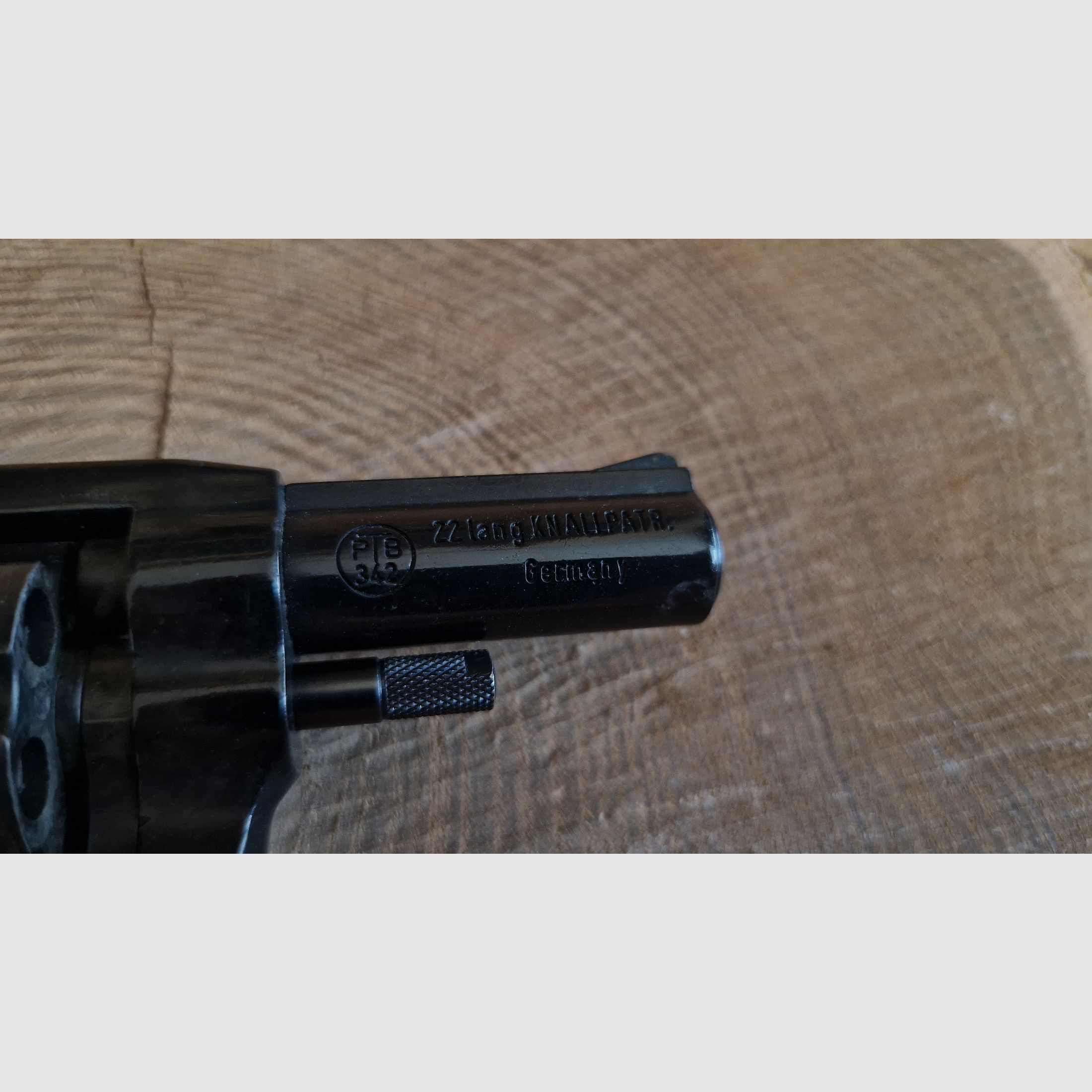 Röhm RG 77 Revolver Kaliber .22 lang in OVP Schreckschuss 