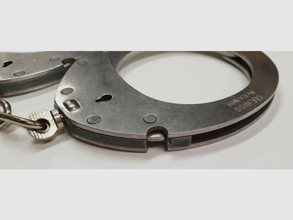 CLEJUSO Clemen & Jung e.K. Handcuff CLEJUSO No. 12 A INOX large, stainless steel handcuff, Made in Germany, used