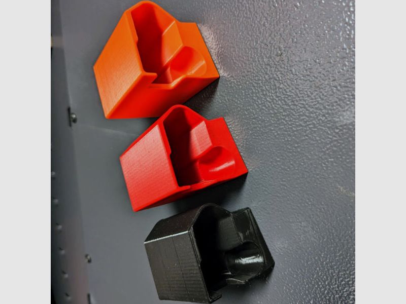 Magnetic block holster for Glock 17 and similar (width 32mm) for gun cabinet - accessories for the gun cabinet