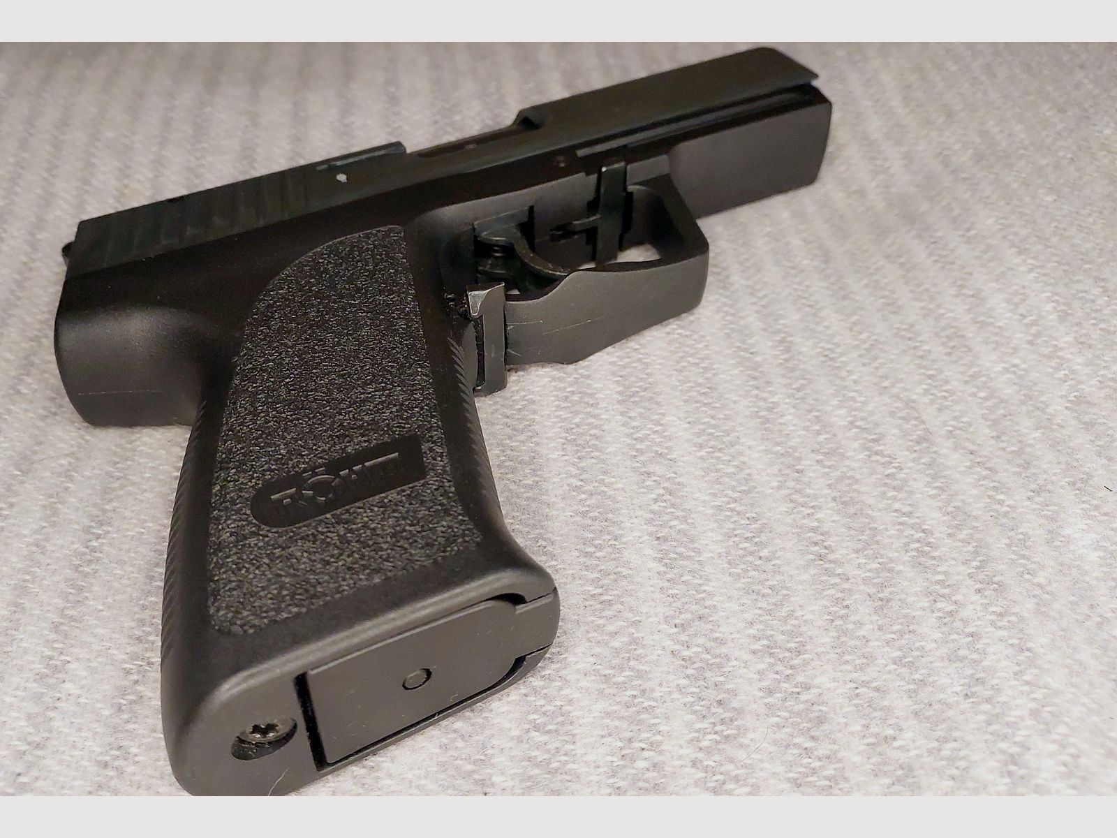 Röhm RG 96 Schreckschuss Pistole brüniert (PTB 699)