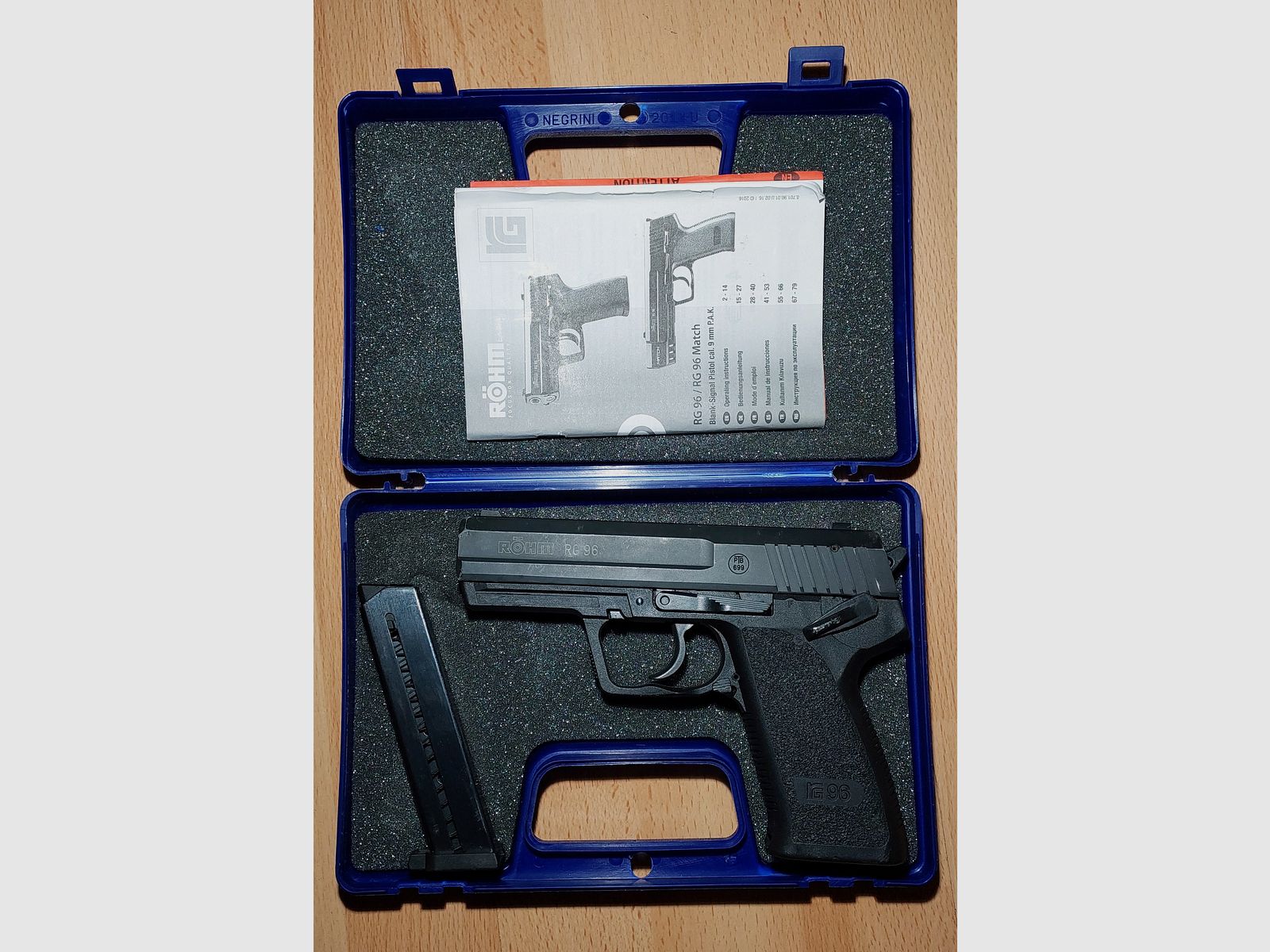 Röhm RG 96 blank firing pistol blued (PTB 699)
