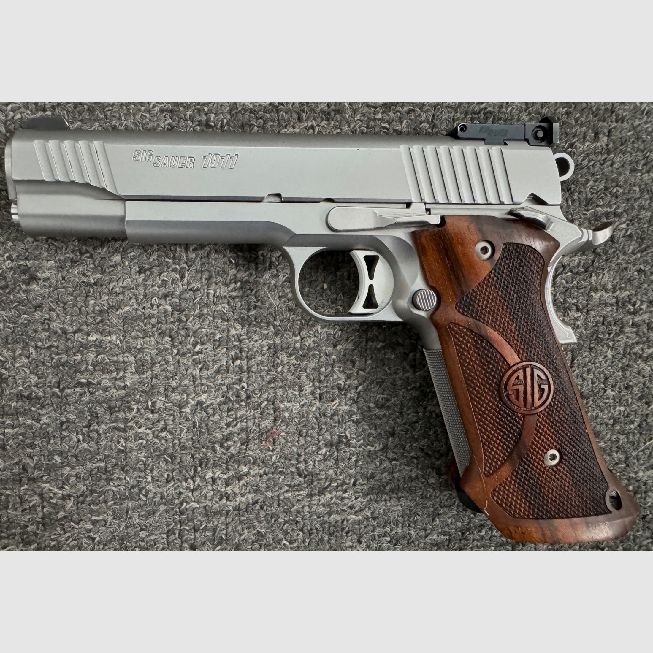 SigSauer 1911 Match Elite - 9mm Luger, image 5 of 11