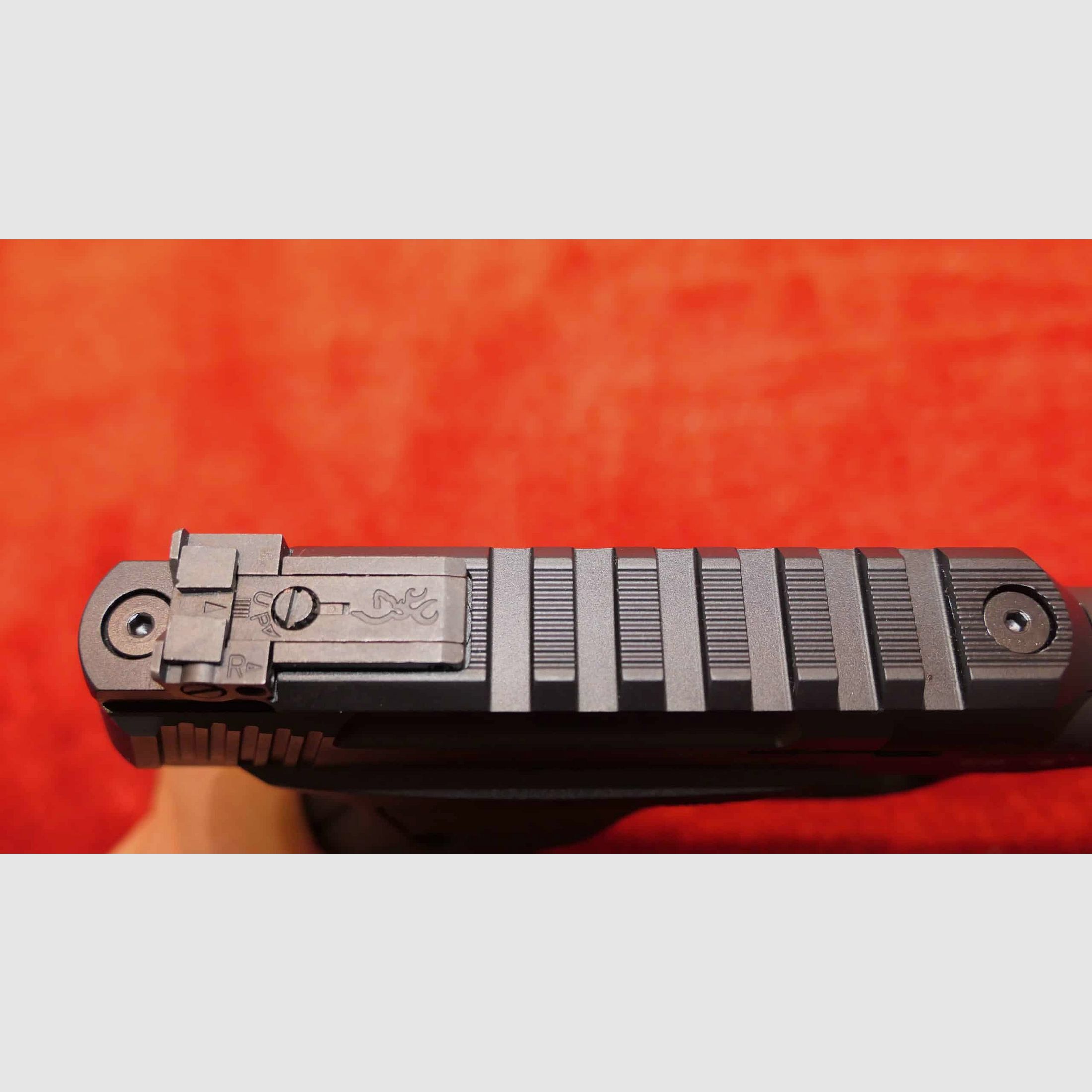 PISTOLET BUCKMARK CAMPER BROWNING CAL 22LR-OCCASION, image 4 sur 8
