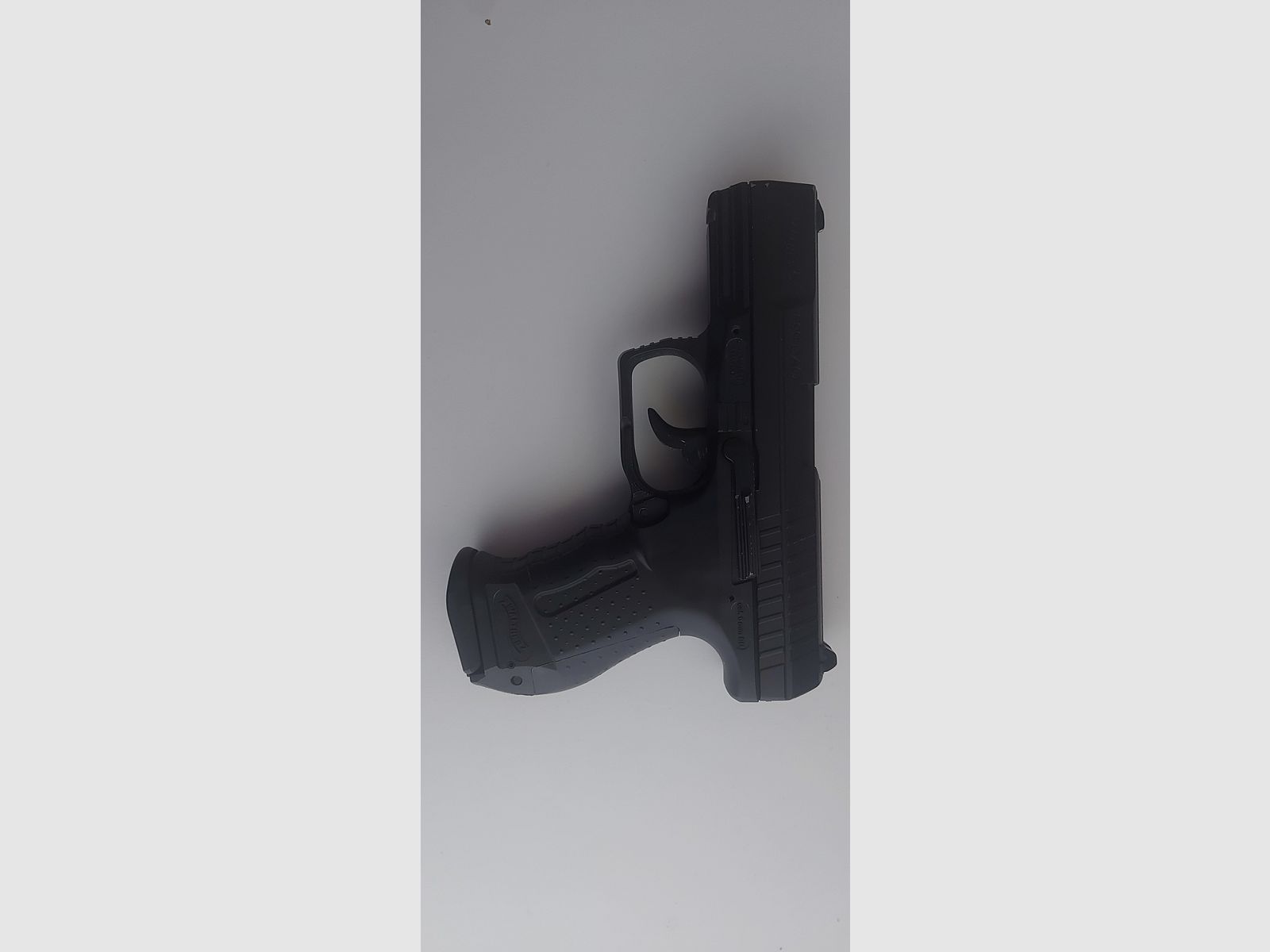 Selling Walther P99 dao airsoft gbb pistol caliber 6mm BB
