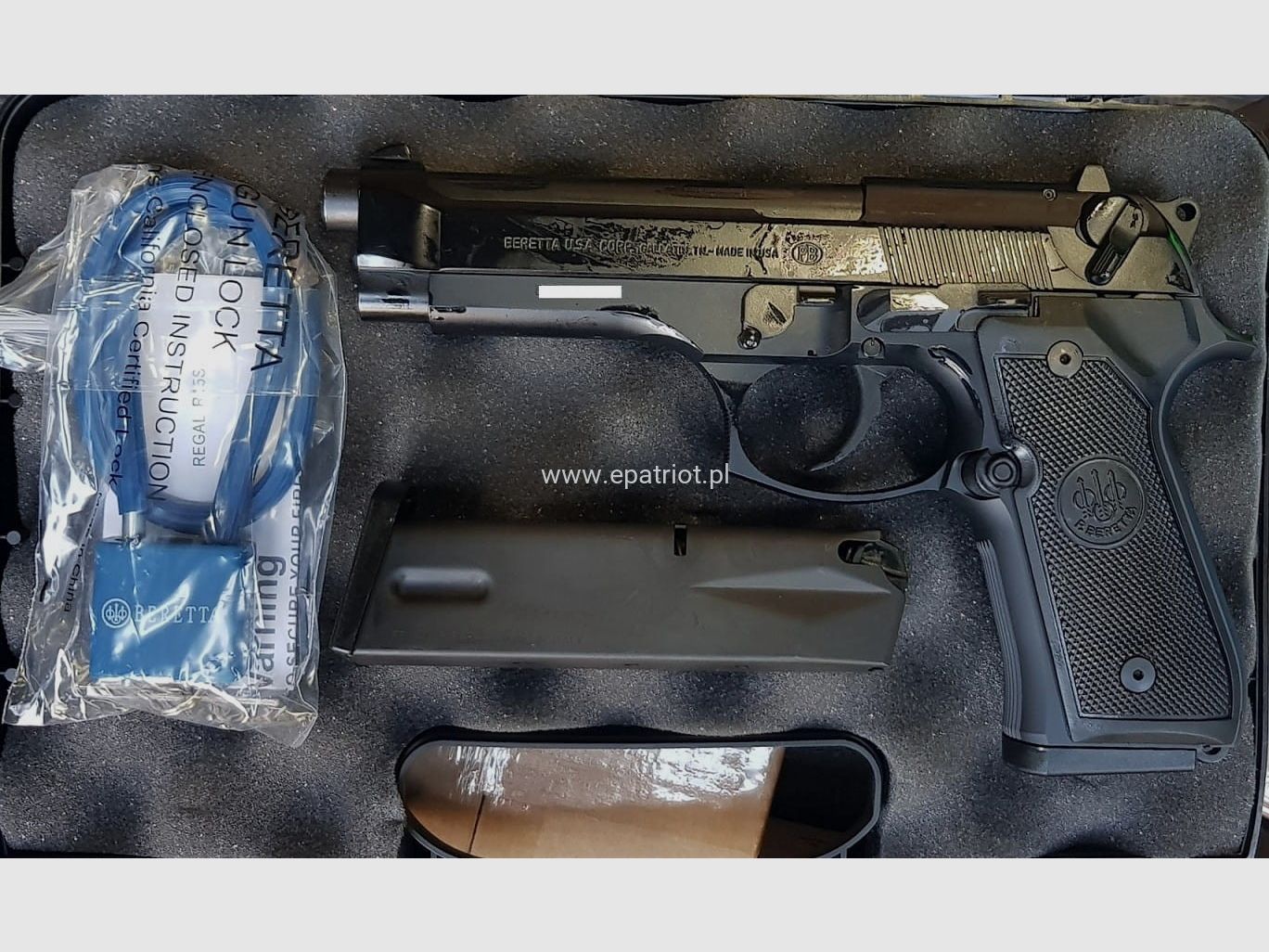 Pistolet Beretta 92 FS kal 9x19mm USA