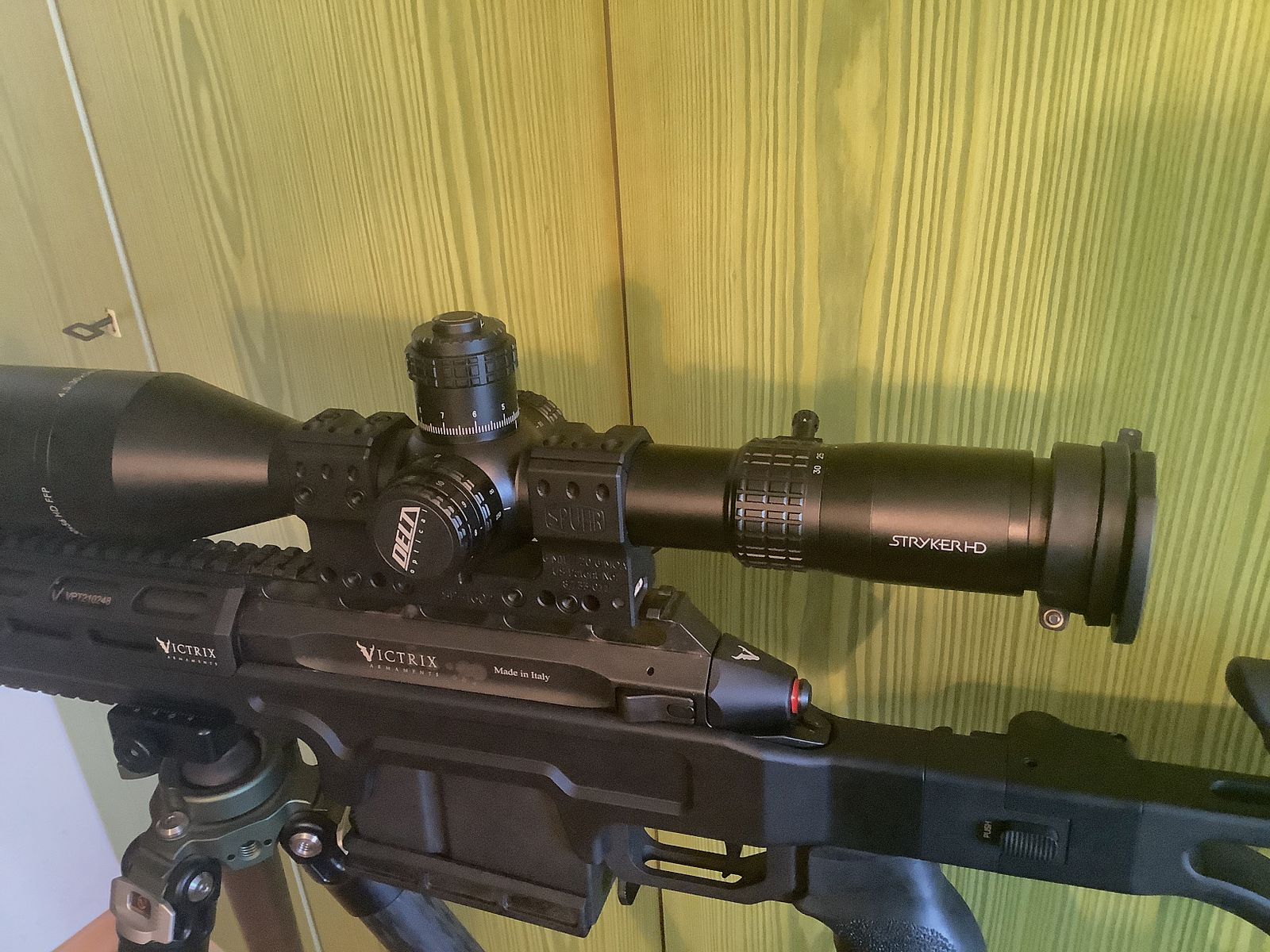 Zielfernrohr Delta Optical Stryker HD 4,5-30x56 LRD-1P Mil + SPUHR SP-4602 + Tenebraex Cover