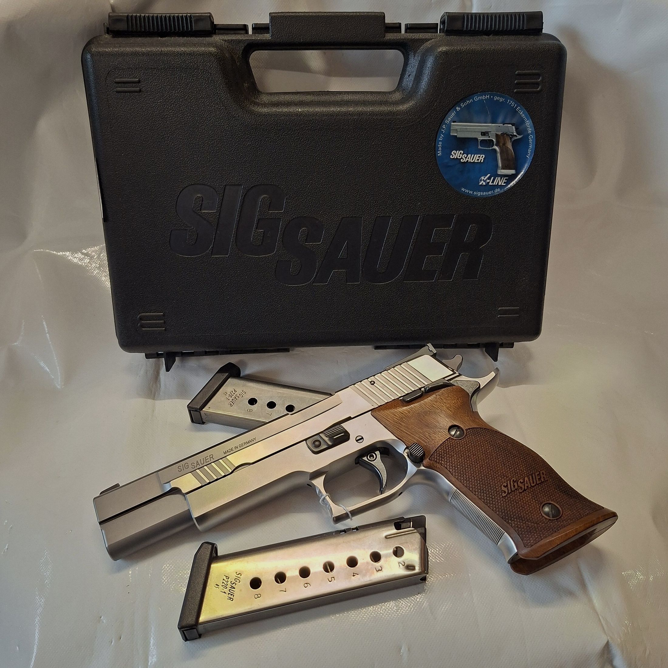 SIG Sauer P220 S, image 1 of 10