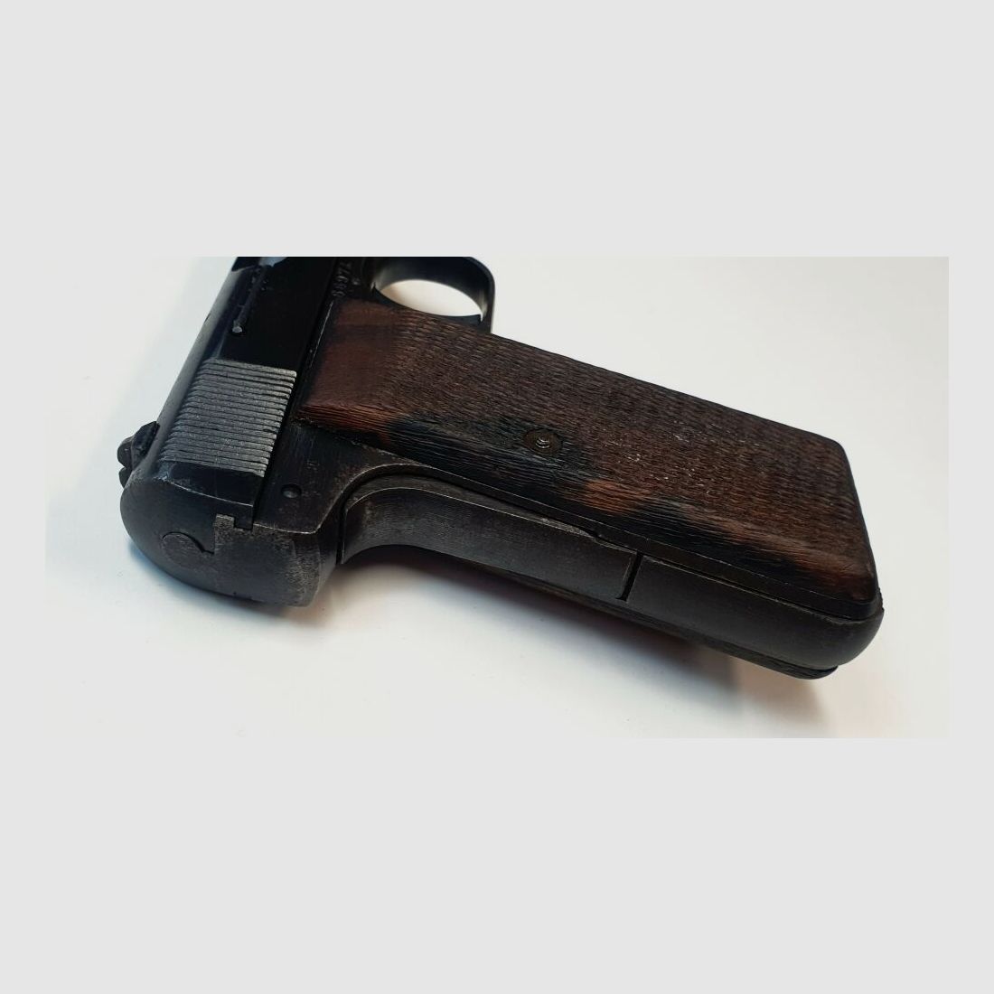FABRIQUE NATIONALE D'ARMES DE GUERRE HERSTAL BELGIQUE! Przedmiot kolekcjonerski! Pistolet samopowtarzalny FN - 7.65mm Browning - Broń trofealna, zdjęcie 3 z 10