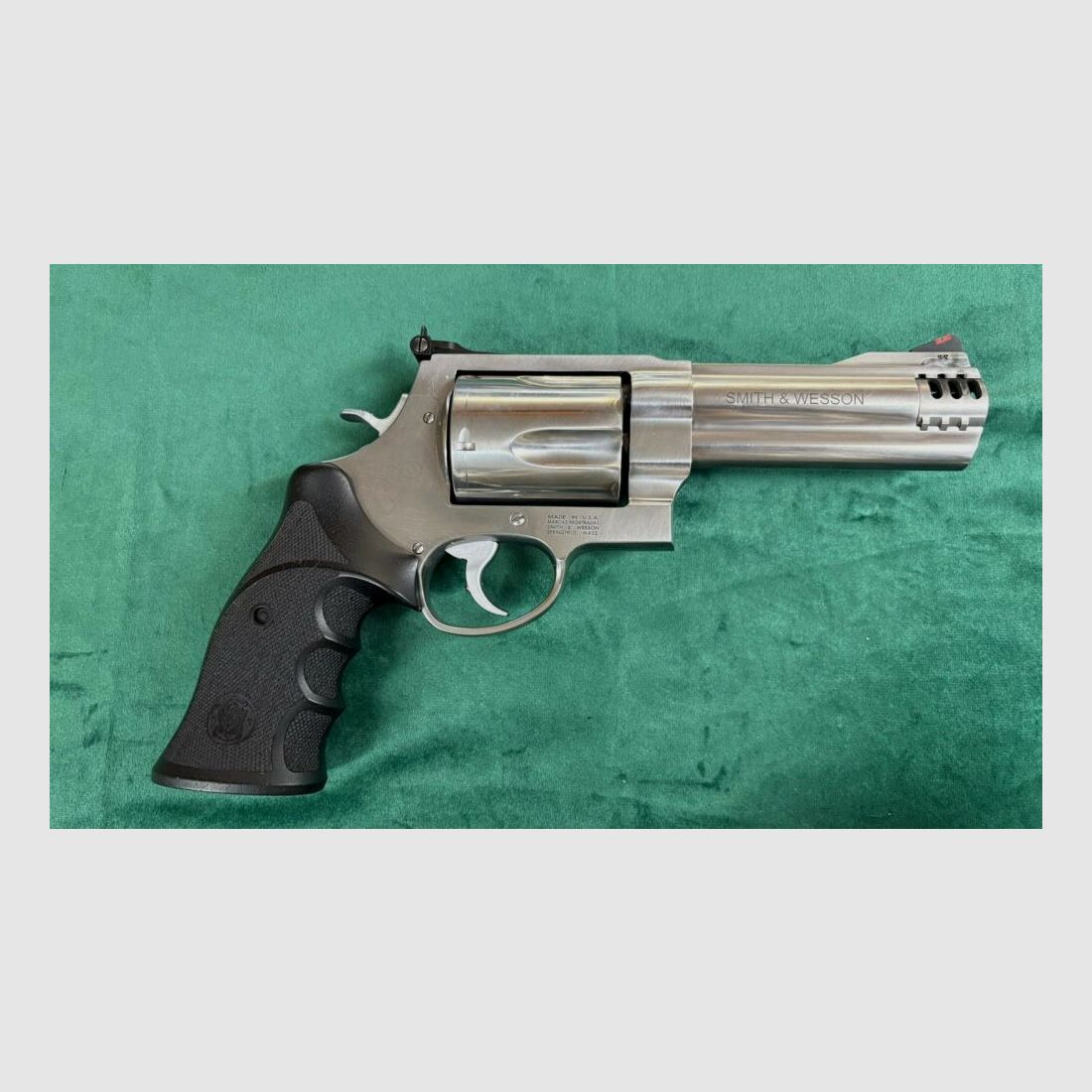Smith & Wesson S&W Revolver 460 XVR 5"