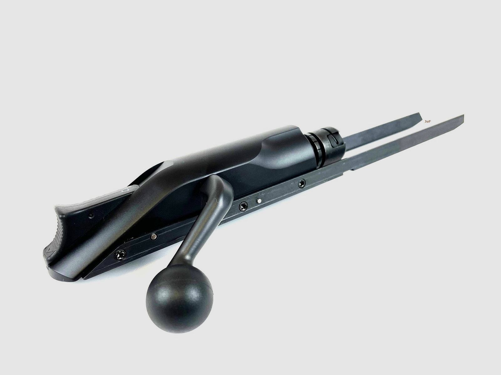 Blaser R8 bolt with locking chamber - black