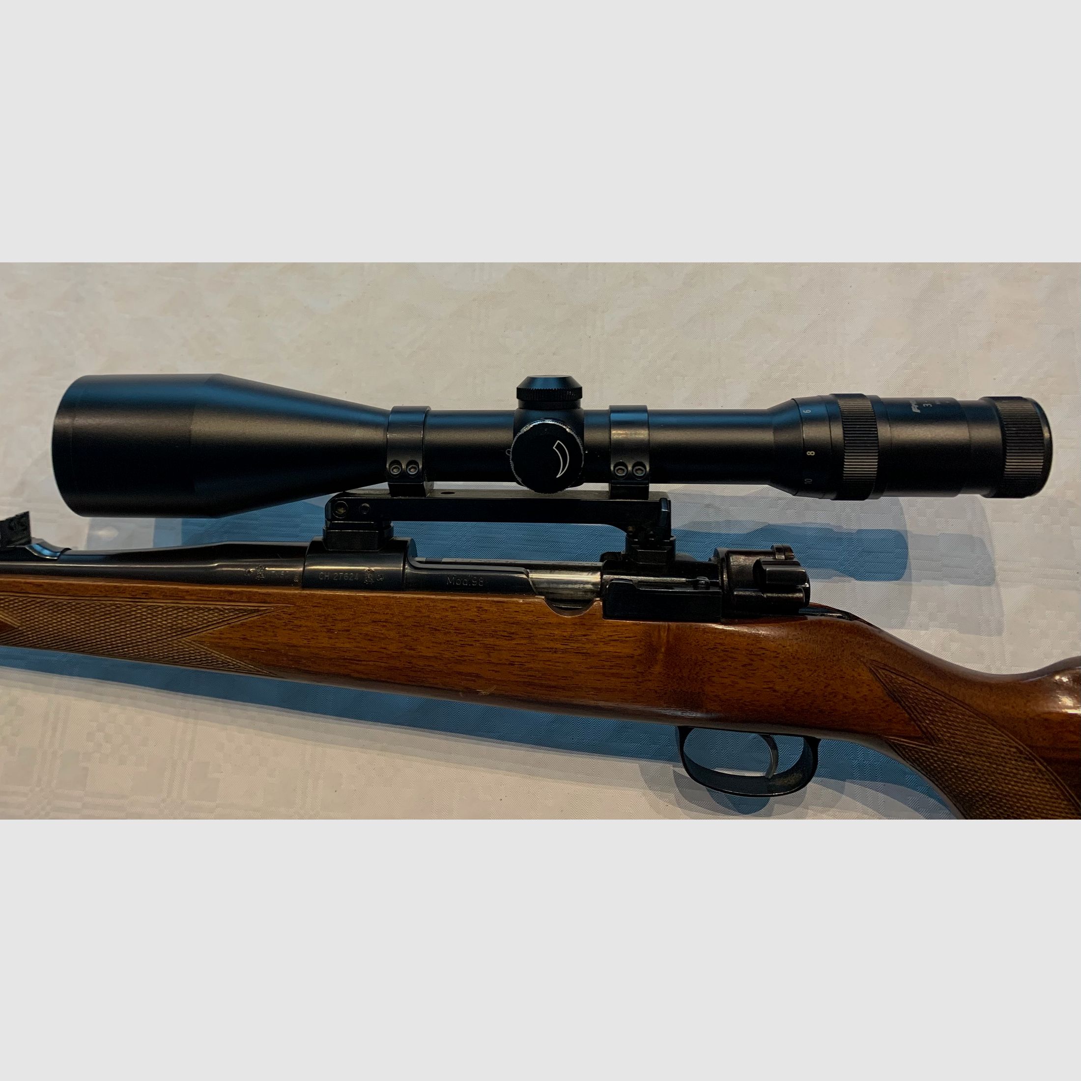 Rifle repetidora Brno Arms Mod. 98 Cal. 7X64 con ZF Frankonia 3-12 X 56