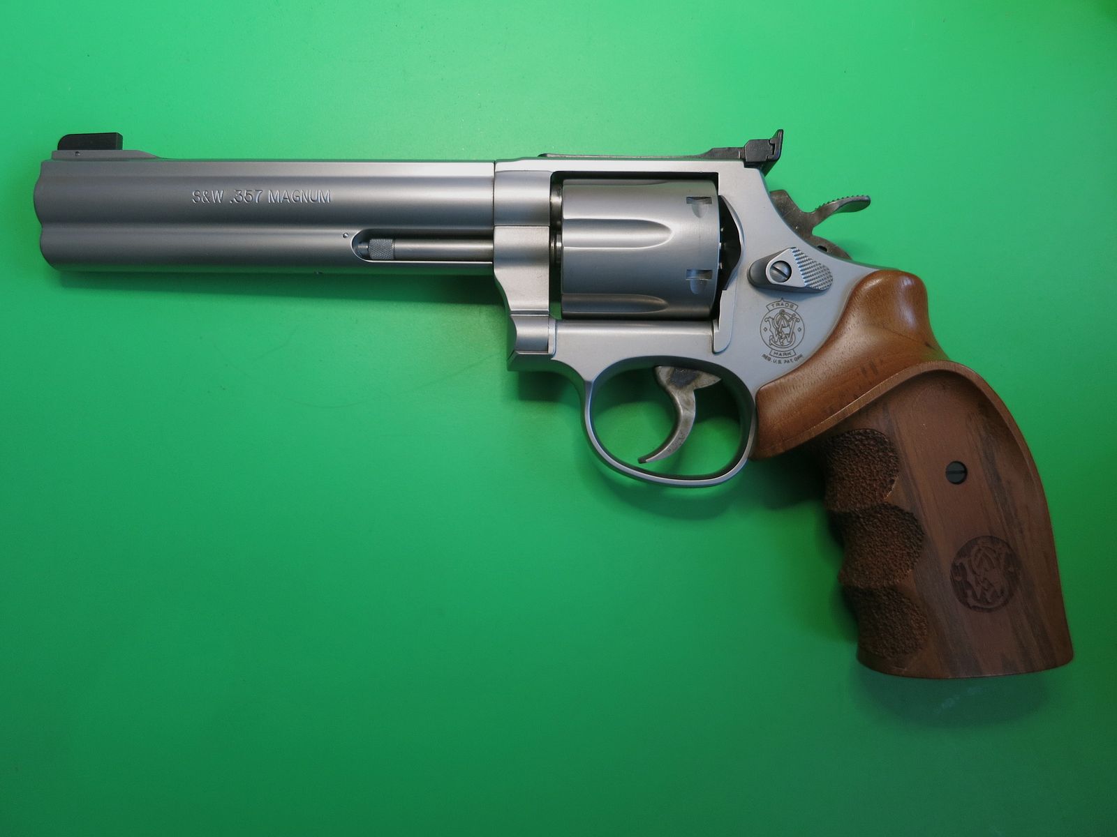 Revolver, SMITH&WESSON, Mod. 686-5 Target Champion, .357 Magnum, 6" loop, roestvrij staal versie, Nill-grip    #16