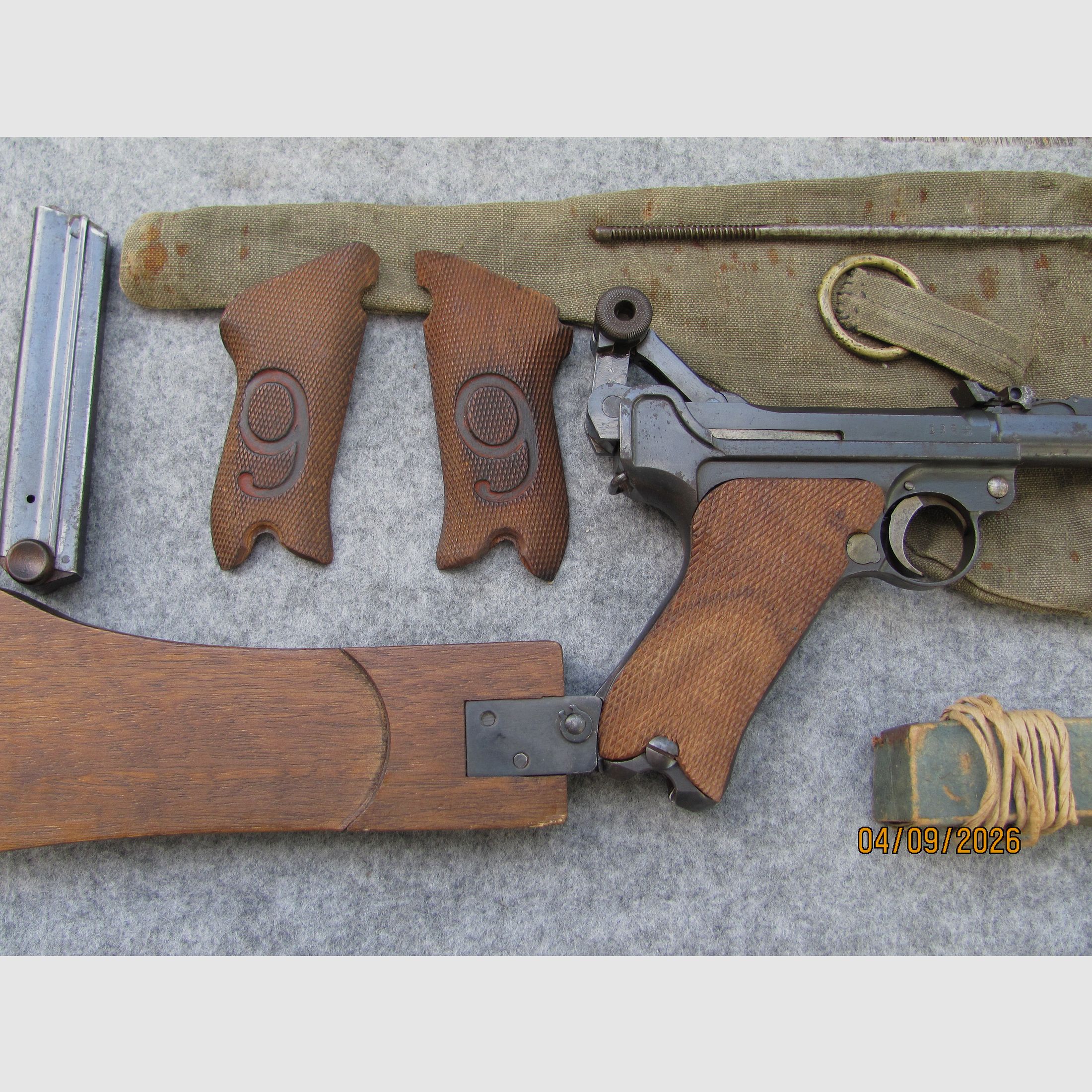 P 08 lang DWM 1917 rote 9 mit Originalzubehör und Stofftasche für Flieger, Zeppelin, Ballon, Panzer A7V