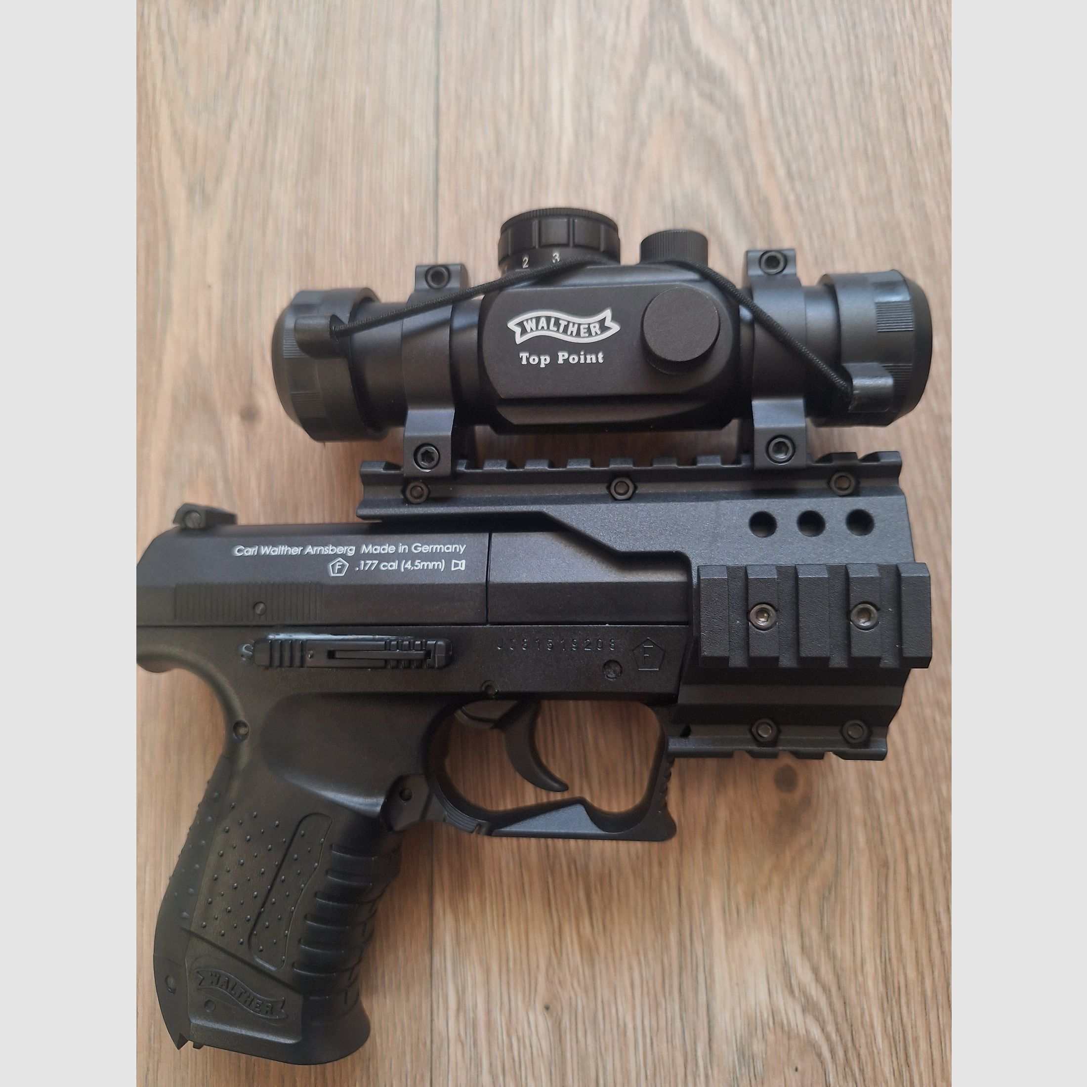 Pistole Walther CP Sport Nighthawk CO2, Cal. 4,5mm Diabolo