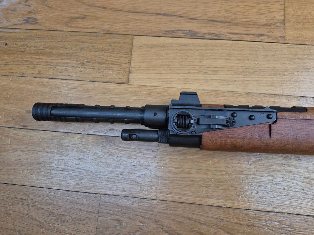 Splendido e raro fucile Mas 36-51 - Calibro originale 7,5×54 MAS – Numero di serie completamente corrispondente, compresa la baionetta – Arma del 1956 – Canne in condizioni pari al nuovo – Cinghia nuova – Kit di pulizia – Arma rara da collezione in ottime condizioni+++!, immagine 8 di 32