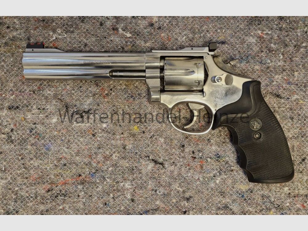 Smith & Wesson Mod. 617-1