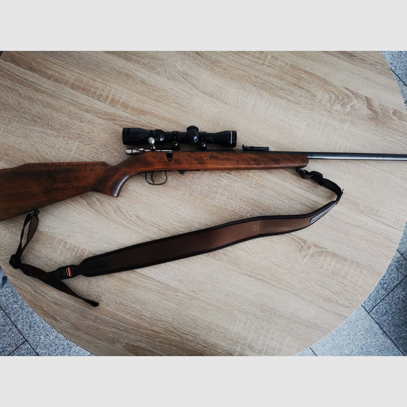 1441 Anschütz rifle repetidora .22lr