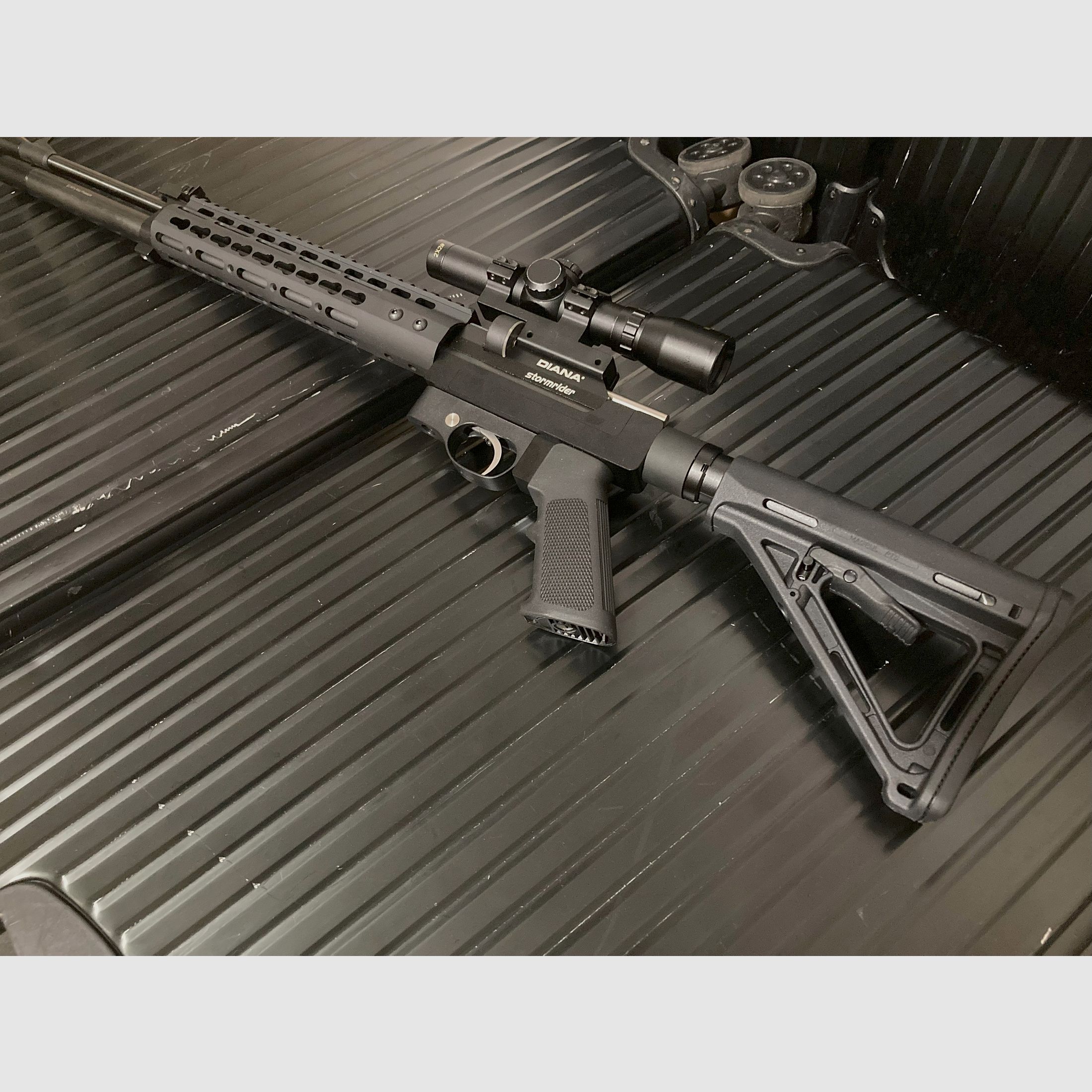 Diana Stormrider carabine à air 5,5 mm conversion style AR15 7,5J, y compris kit d'exportation 35J (non installé)