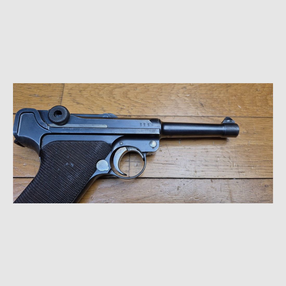 Sehr schöner Luger P08 Pistol Erster Weltkrieg – Herstellung DMW von 1915 – Vollständig monomatrikuliert außer Magazin – Sehr schöne Mechanik – Wunderschöner Lauf – Selten guter Zustand für seine 111 Jahre! – TBE+, Bild 5 von 23