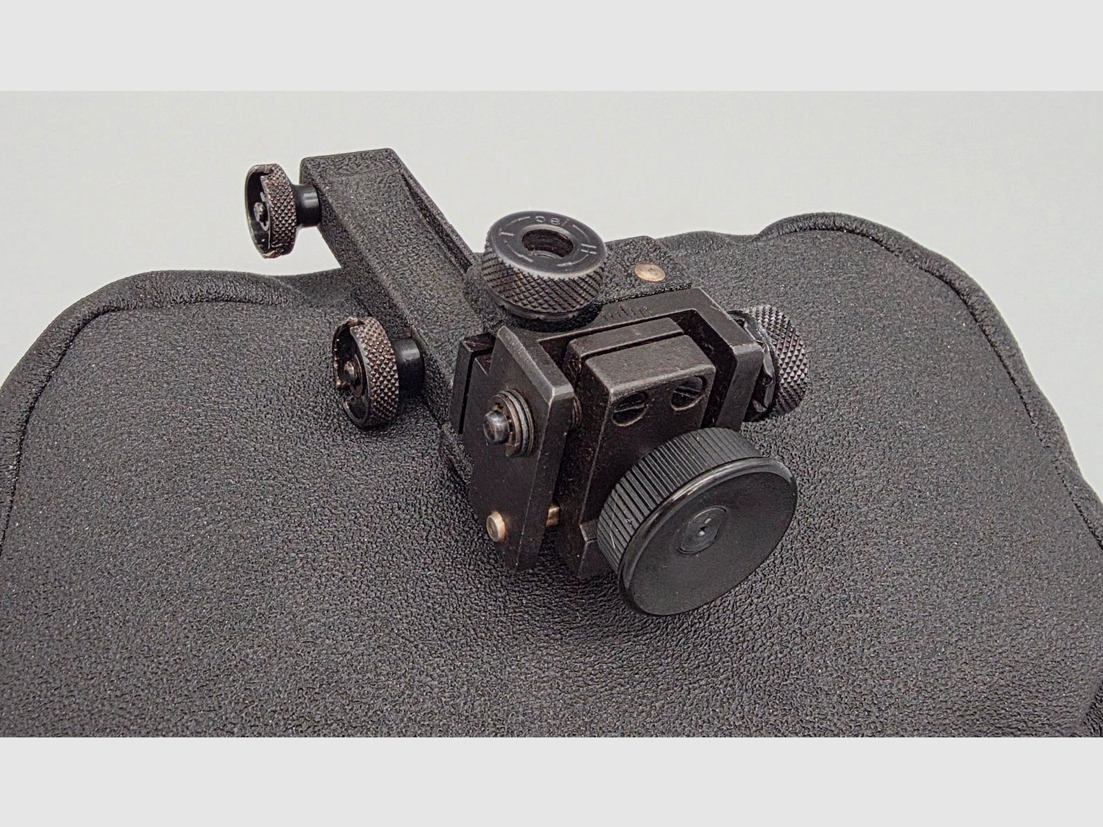 Sehr schöner Diopter Haenel mit Zubehör in der original Box Suhl Mod. M150 KK Gewehr 