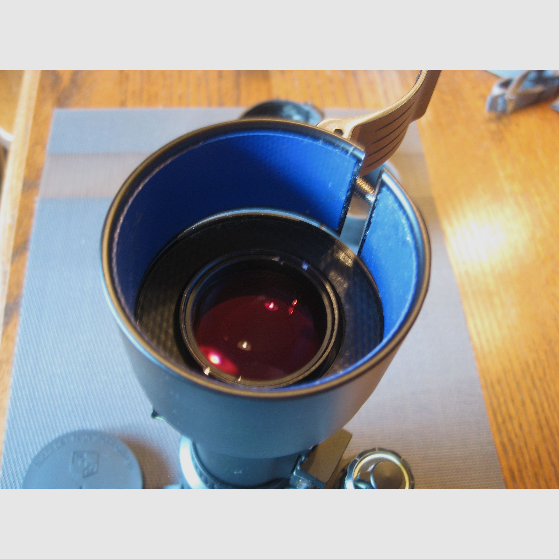 HECHO EN ALEMANIA = Jahnke DJ-8 NSV 1x56 con tubo TOP verde! Clase de potencia 2 en clasificación 1 sin puntos con función AG=Autogating! Proyector Jahnke Phönix FOCUS y 2 adaptadores para diámetro exterior de 62 mm, por lo tanto, generalmente para objetivos de 56 mm, uno de ellos con anillo de compensación para la mayoría de los ZF de 50 mm!