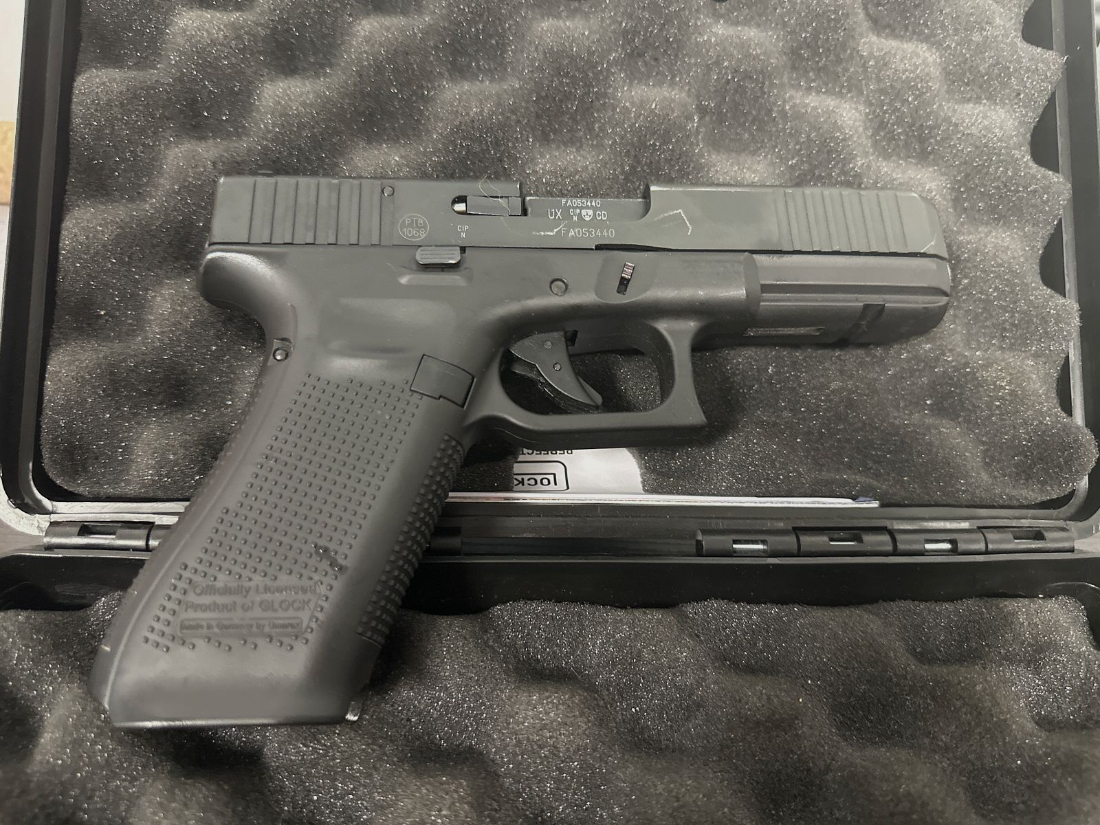 Glock 17 Gen 5 9mm Pak