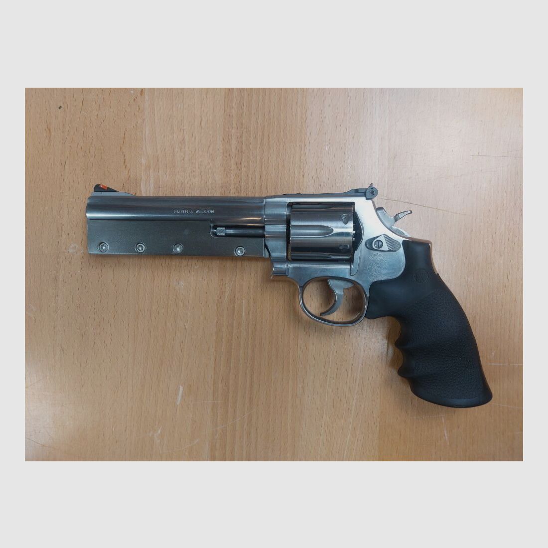 Smith & Wesson, USA 686-5