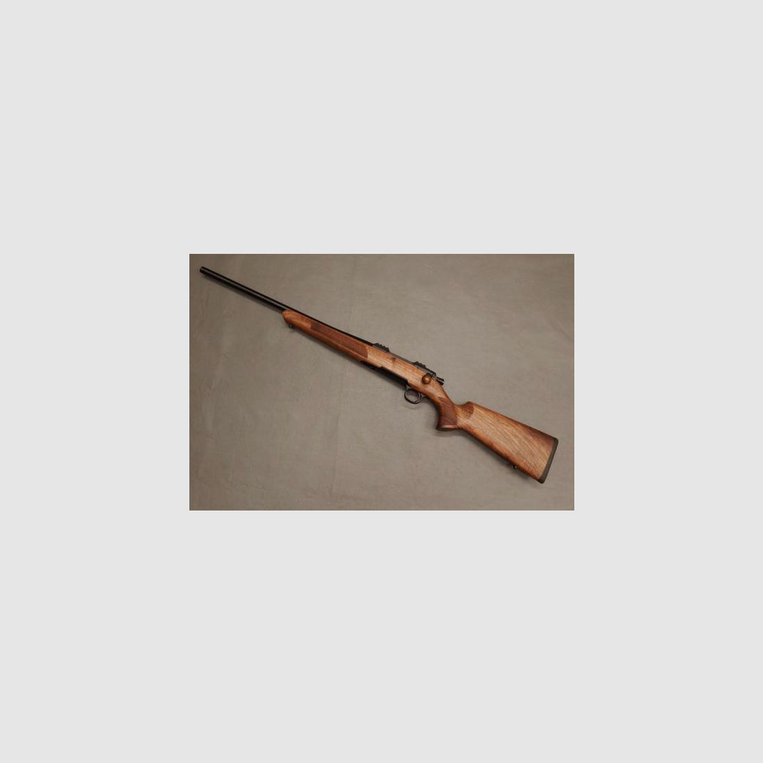 Steel Action "Hunting Medium" HM .30-06 version: left-handed, wood class 3